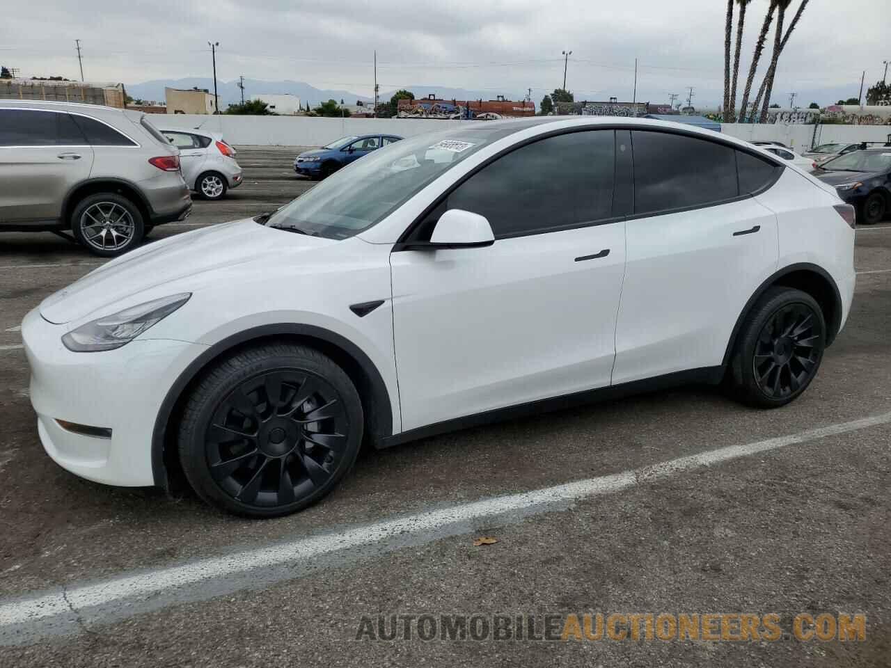 5YJYGDEE5MF270732 TESLA MODEL Y 2021