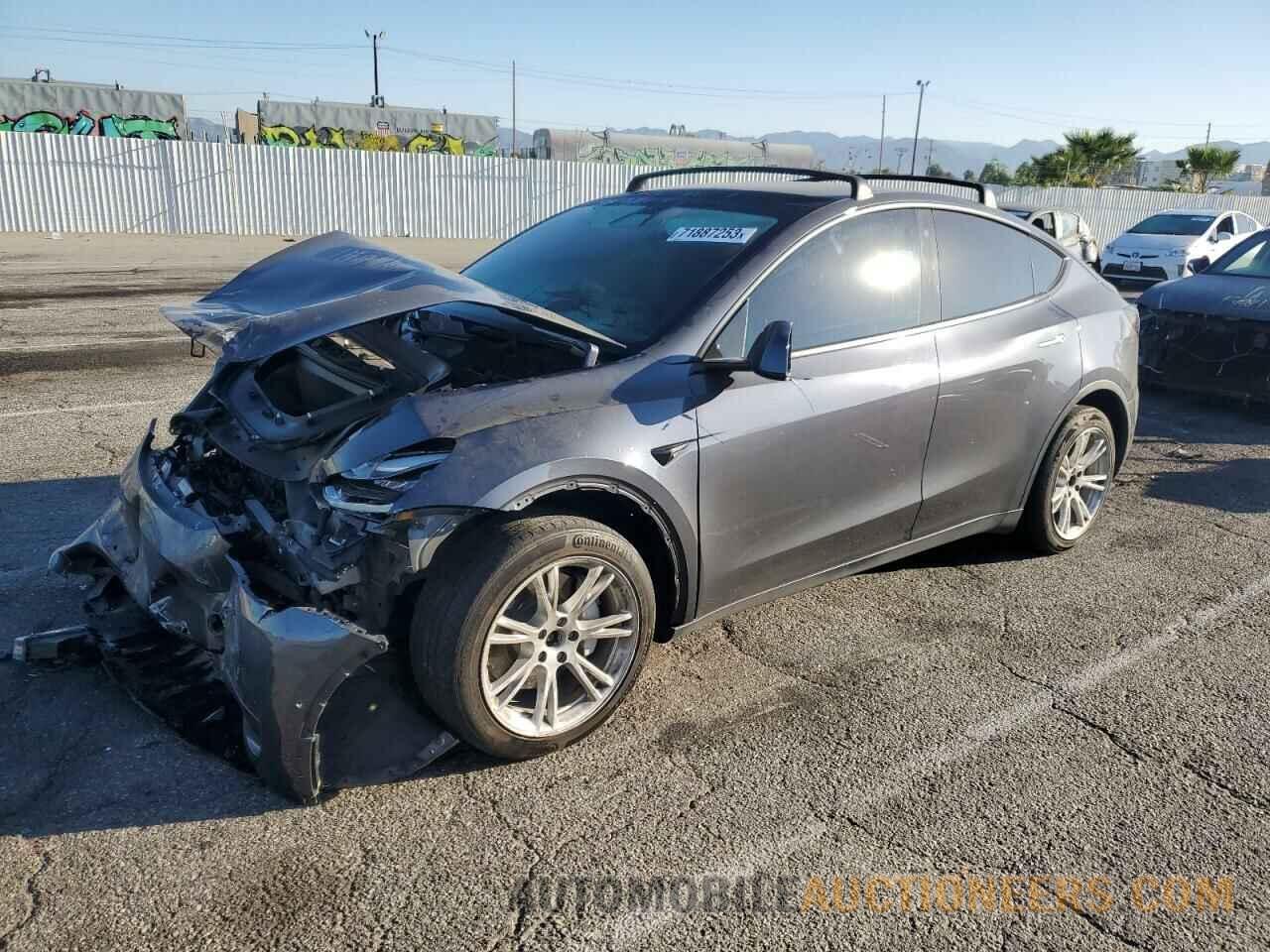 5YJYGDEE5MF284906 TESLA MODEL Y 2021