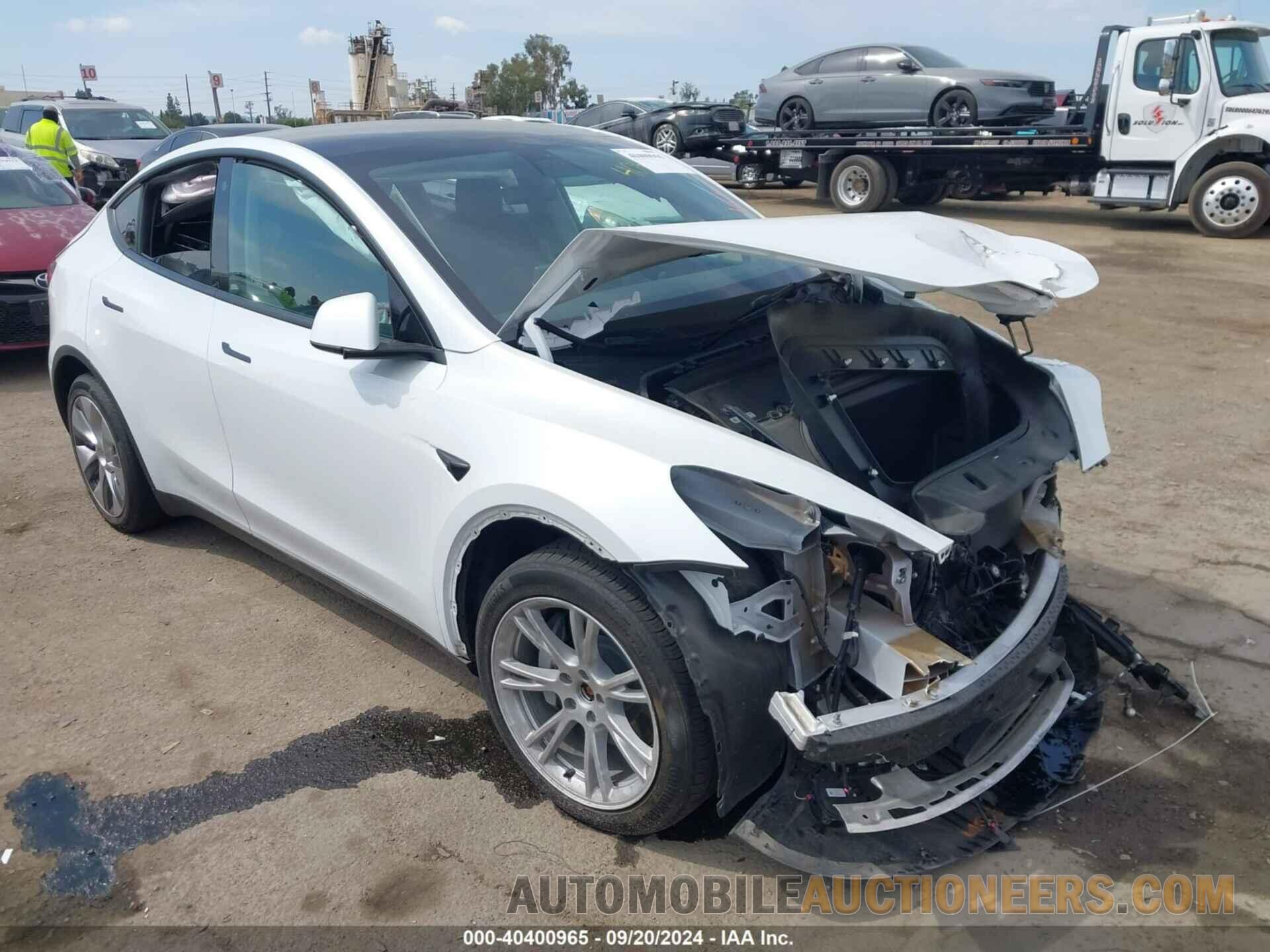 5YJYGDEE5MF305950 TESLA MODEL Y 2021