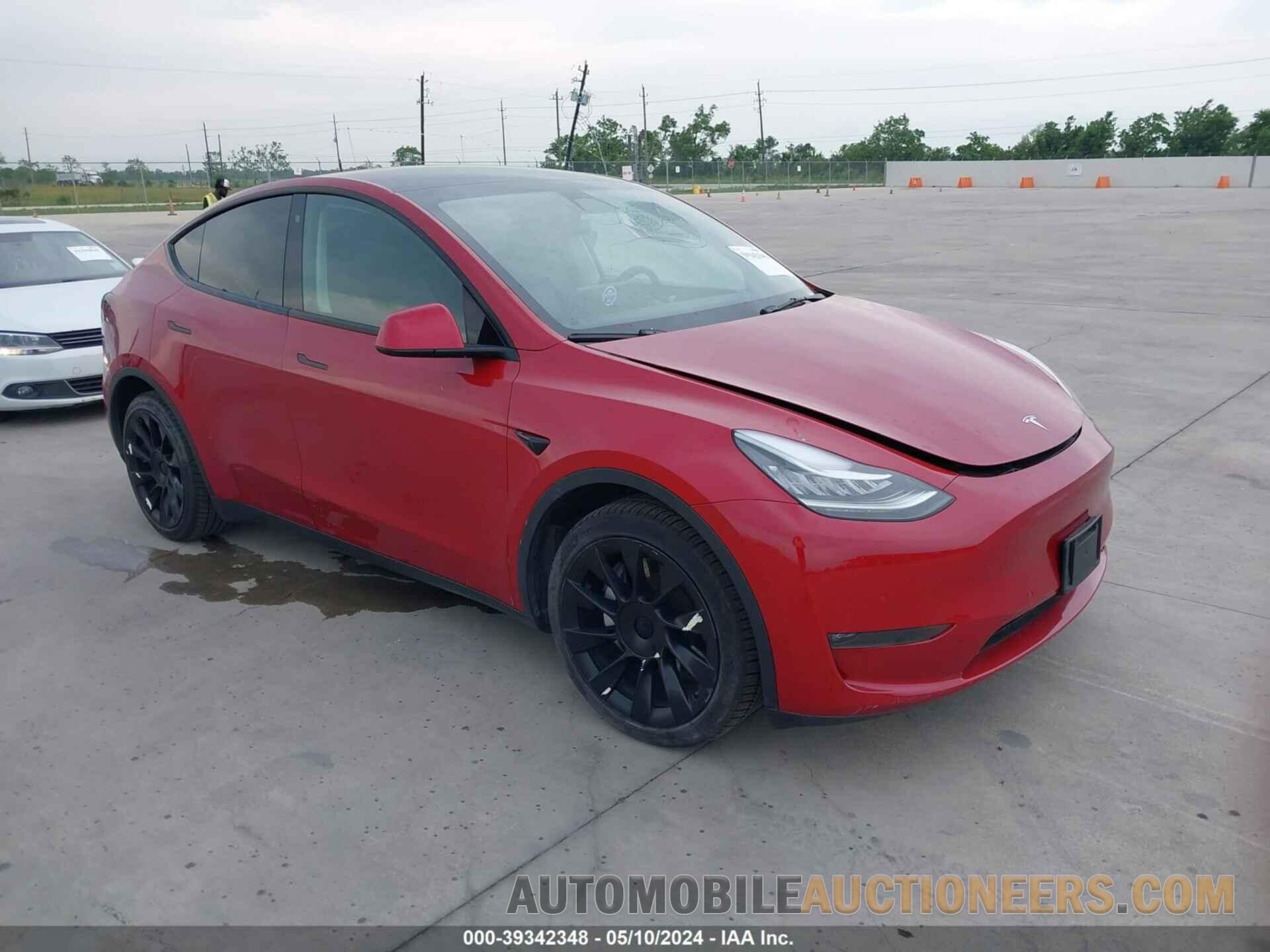 5YJYGDEE6LF008264 TESLA MODEL Y 2020