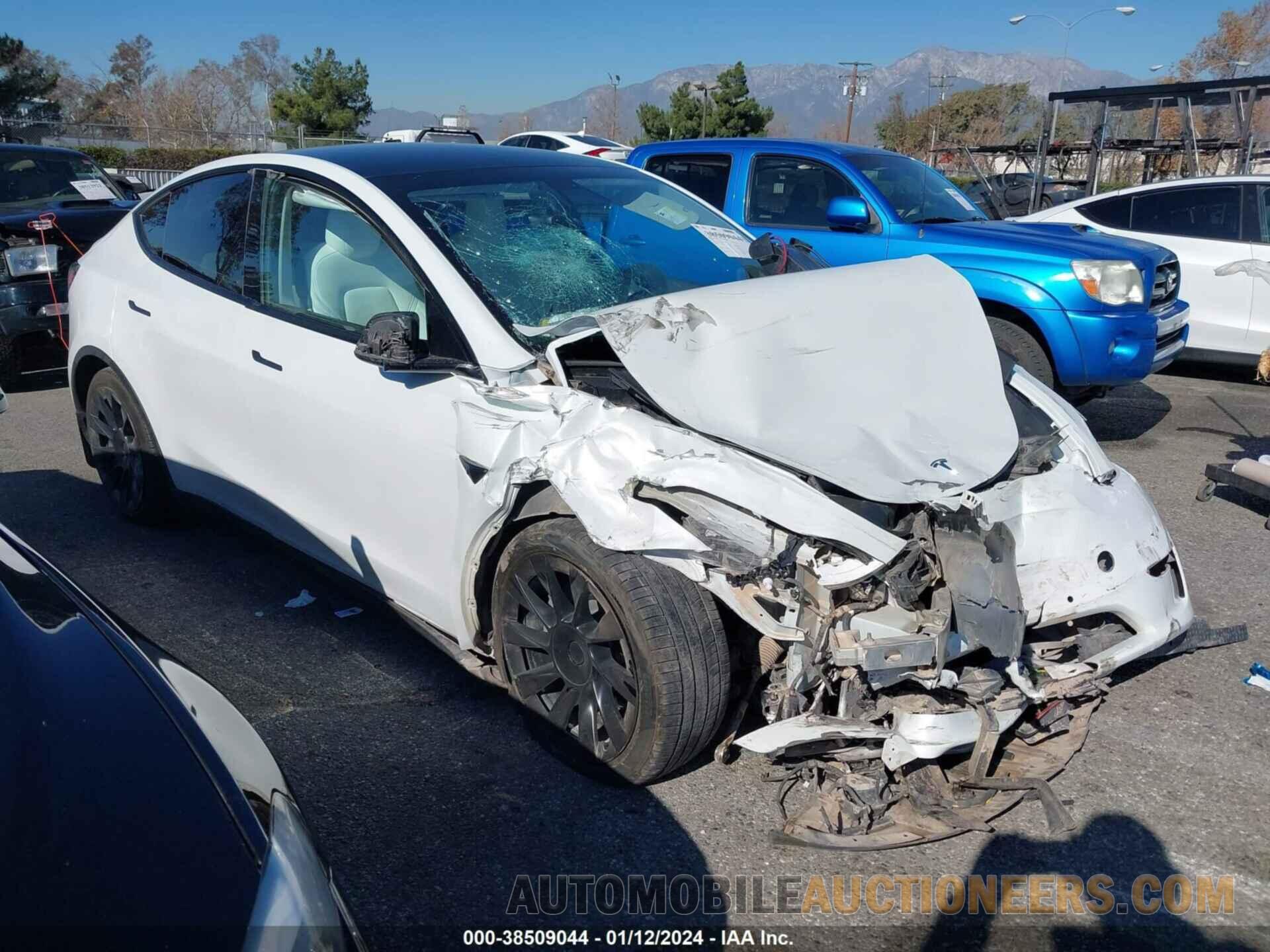 5YJYGDEE6LF051616 TESLA MODEL Y 2020