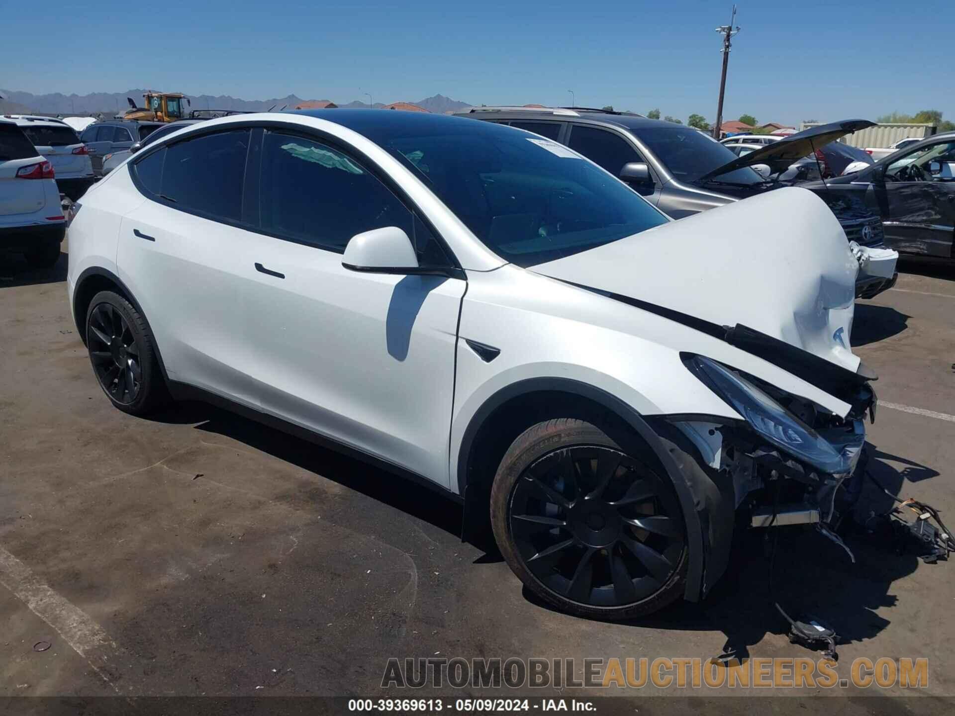 5YJYGDEE6LF055567 TESLA MODEL Y 2020