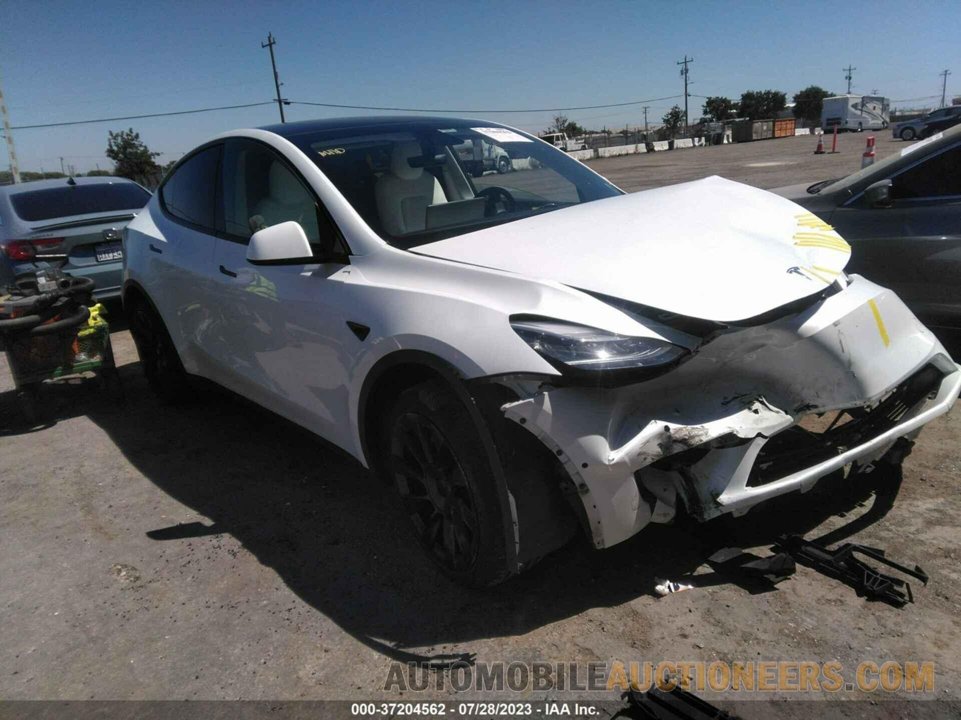 5YJYGDEE6LF056380 TESLA MODEL Y 2020