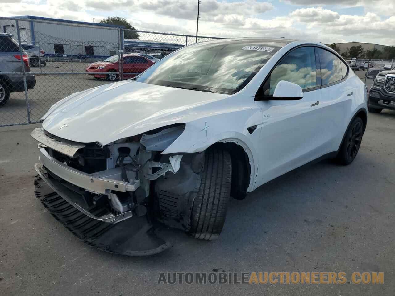 5YJYGDEE6MF070748 TESLA MODEL Y 2021