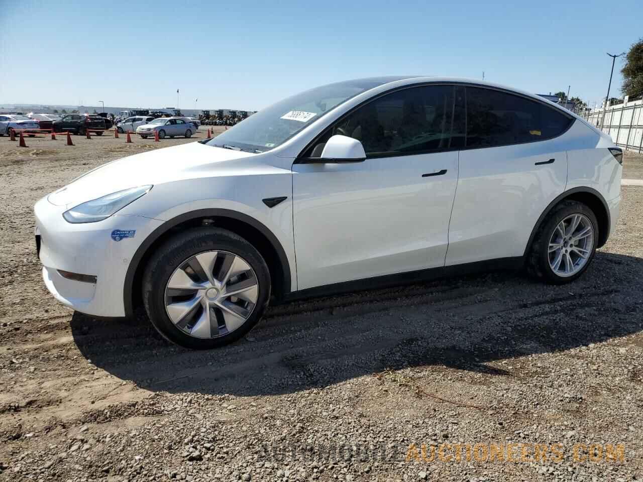 5YJYGDEE6MF114876 TESLA MODEL Y 2021