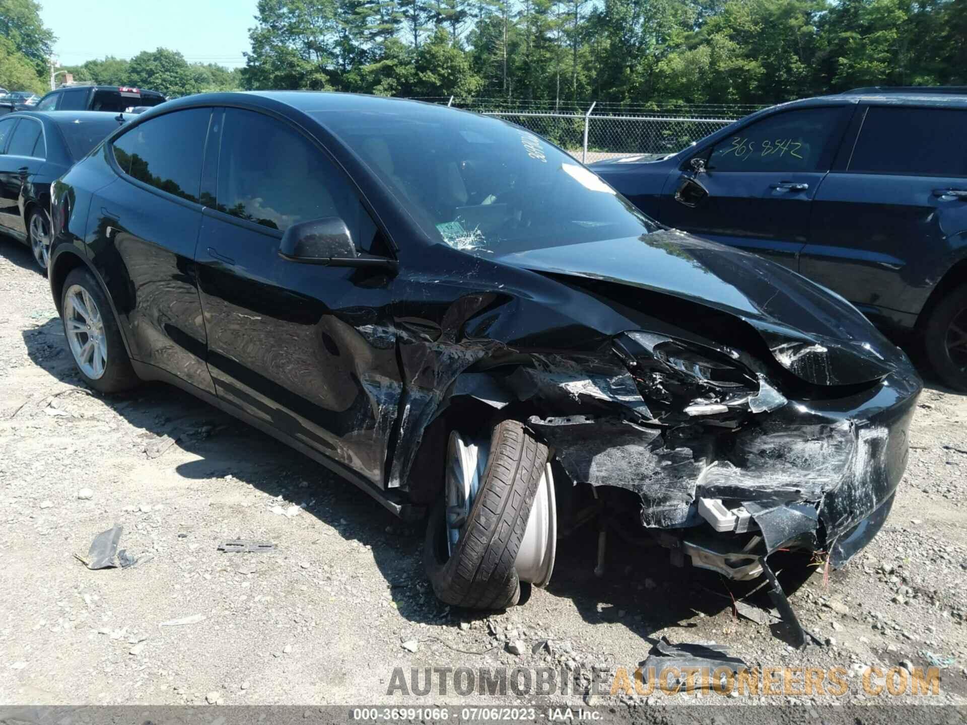 5YJYGDEE6MF124078 TESLA MODEL Y 2021