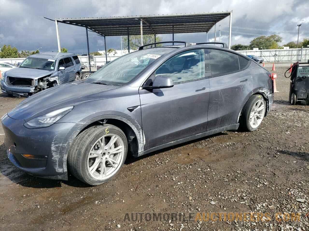 5YJYGDEE6MF160868 TESLA MODEL Y 2021