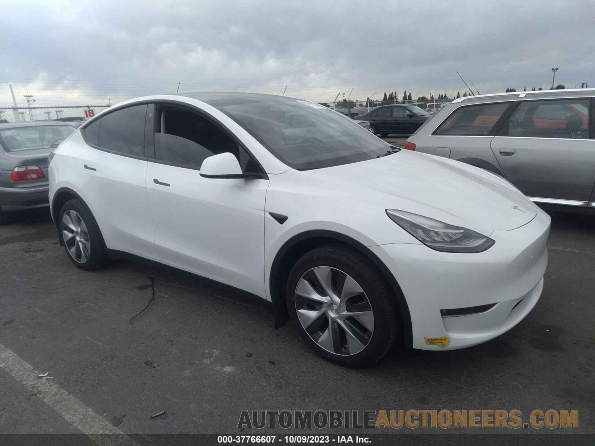 5YJYGDEE6MF198939 TESLA MODEL Y 2021