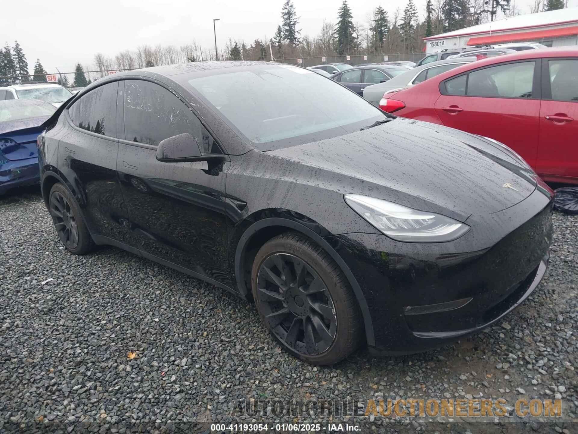 5YJYGDEE6MF239697 TESLA MODEL Y 2021