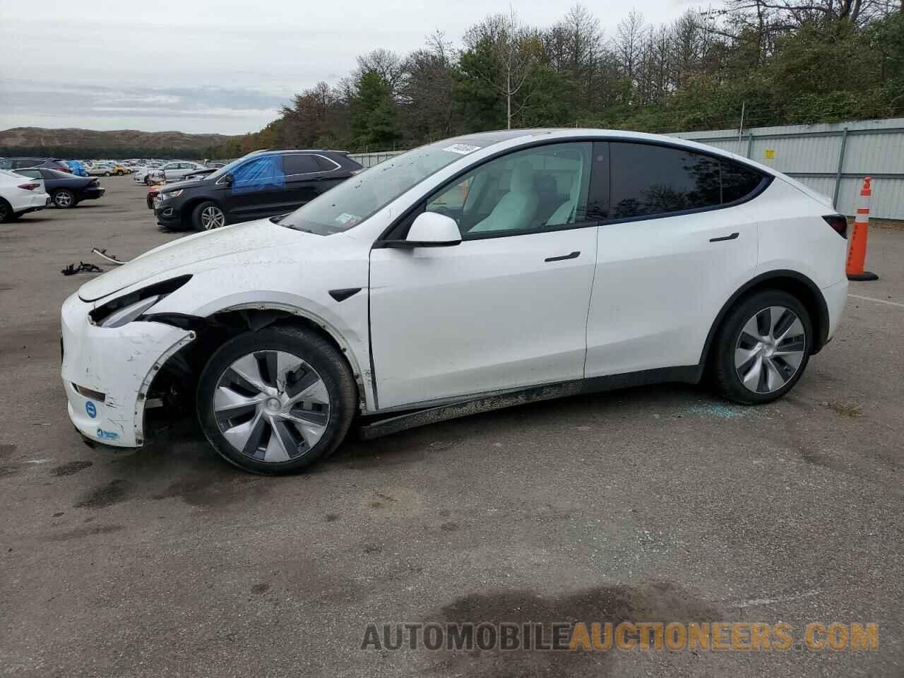 5YJYGDEE6MF240543 TESLA MODEL Y 2021