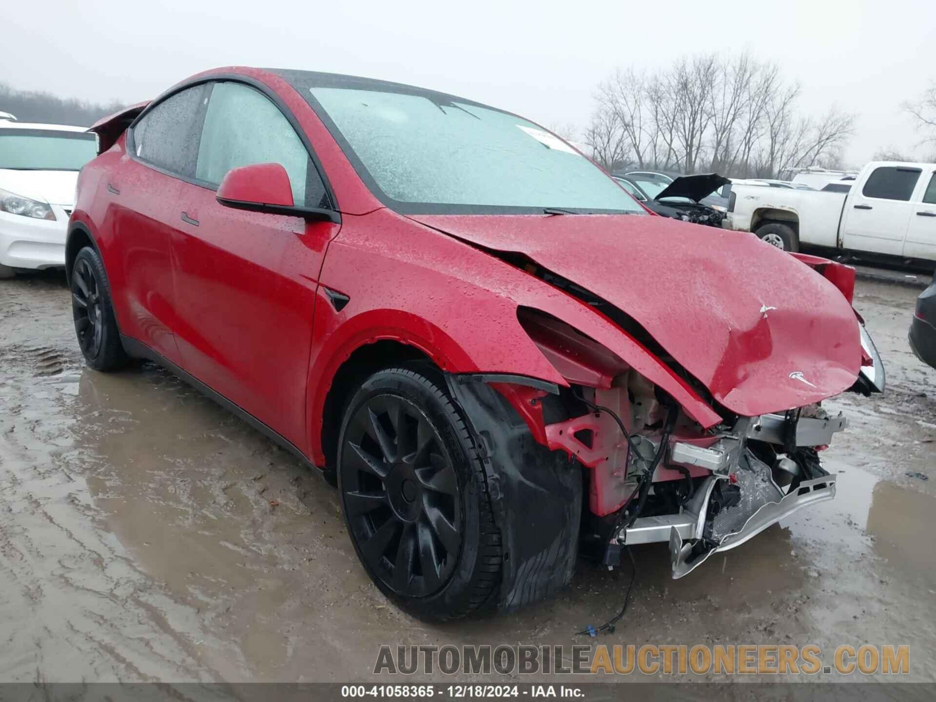 5YJYGDEE6MF300014 TESLA MODEL Y 2021