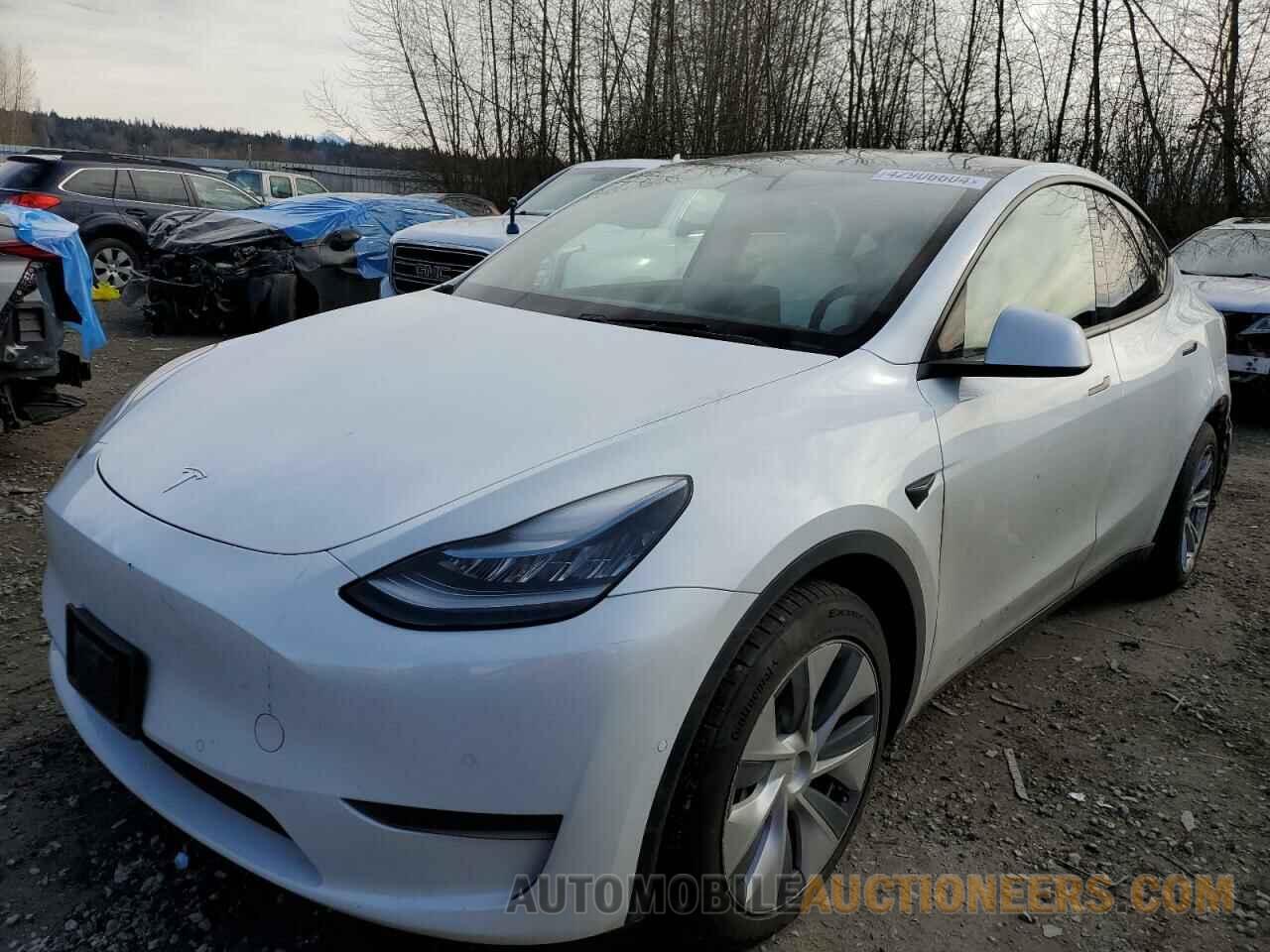 5YJYGDEE7LF018267 TESLA MODEL Y 2020