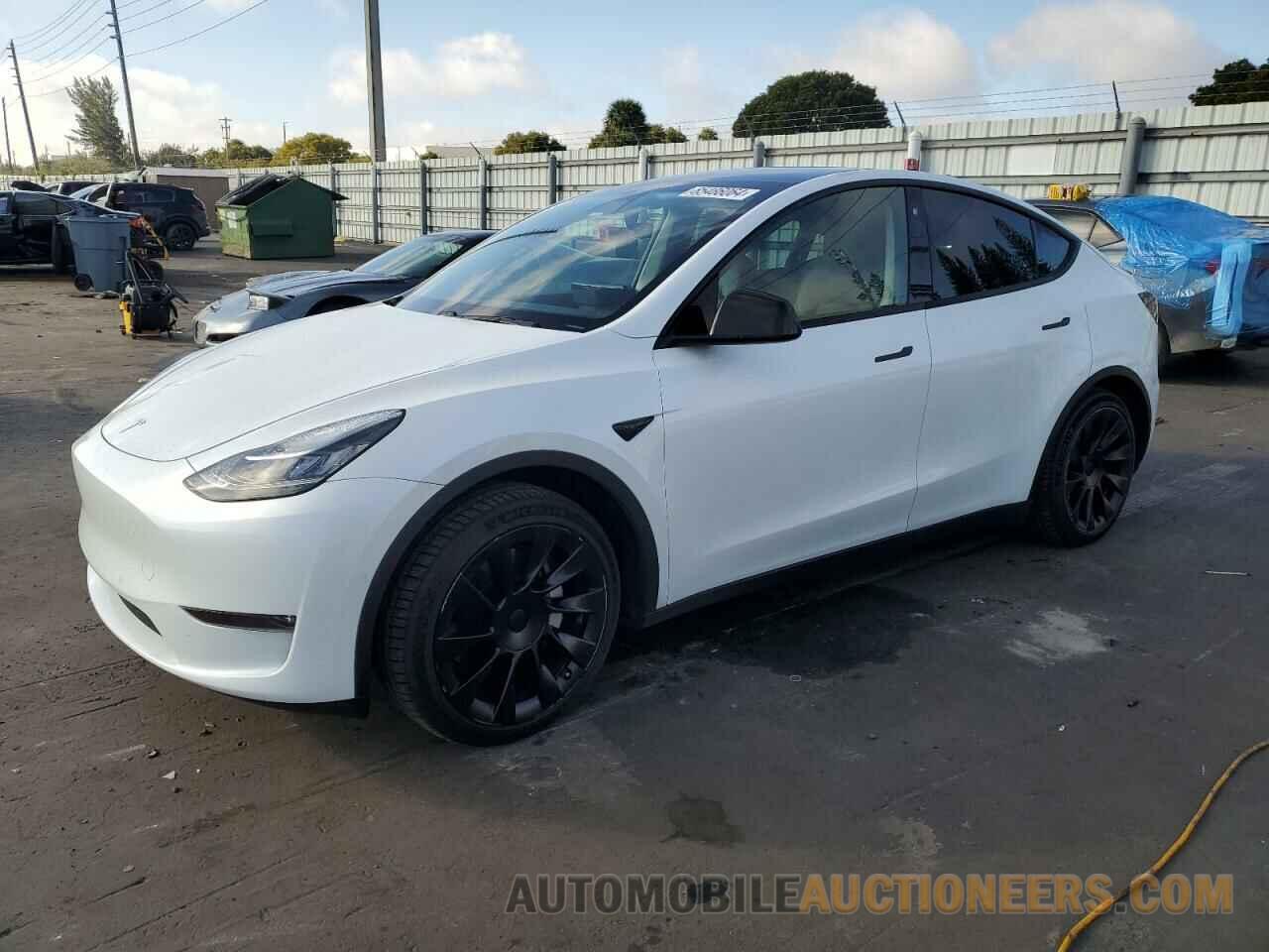 5YJYGDEE7LF045615 TESLA MODEL Y 2020