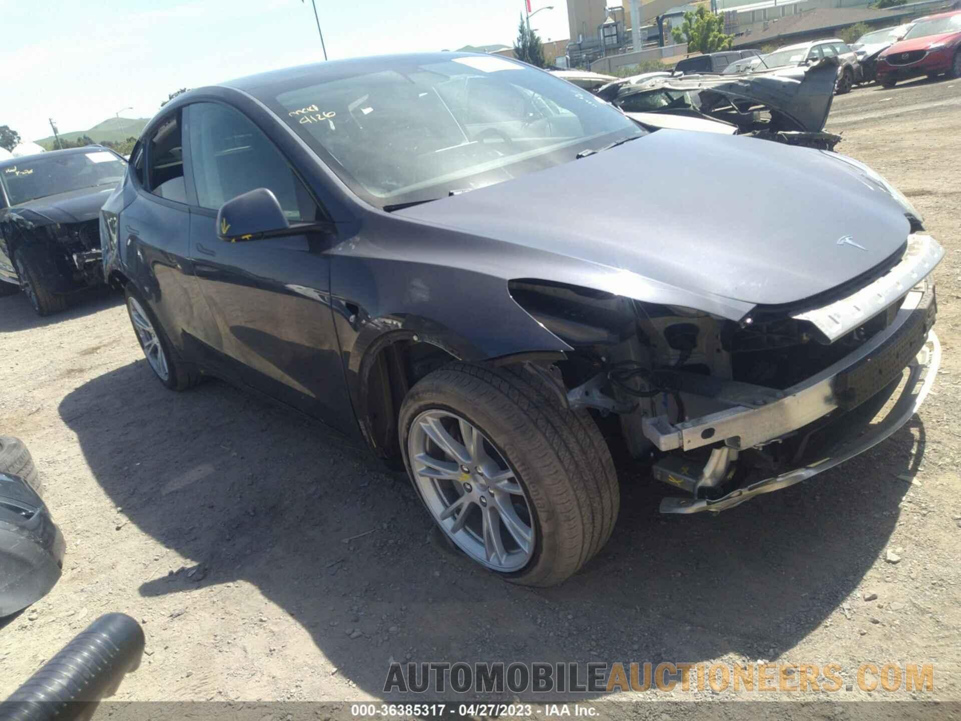 5YJYGDEE7LF047140 TESLA MODEL Y 2020