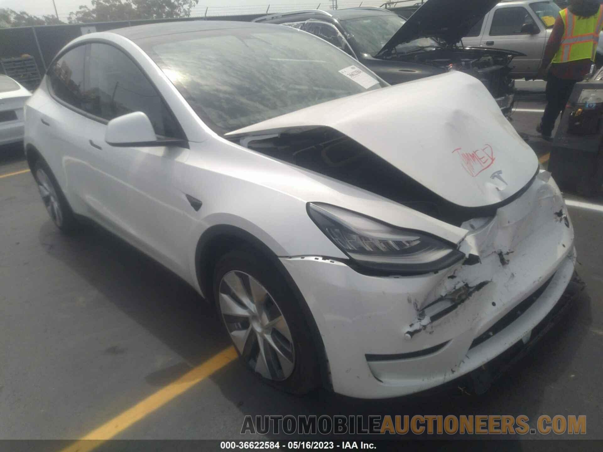 5YJYGDEE7LF054363 TESLA MODEL Y 2020