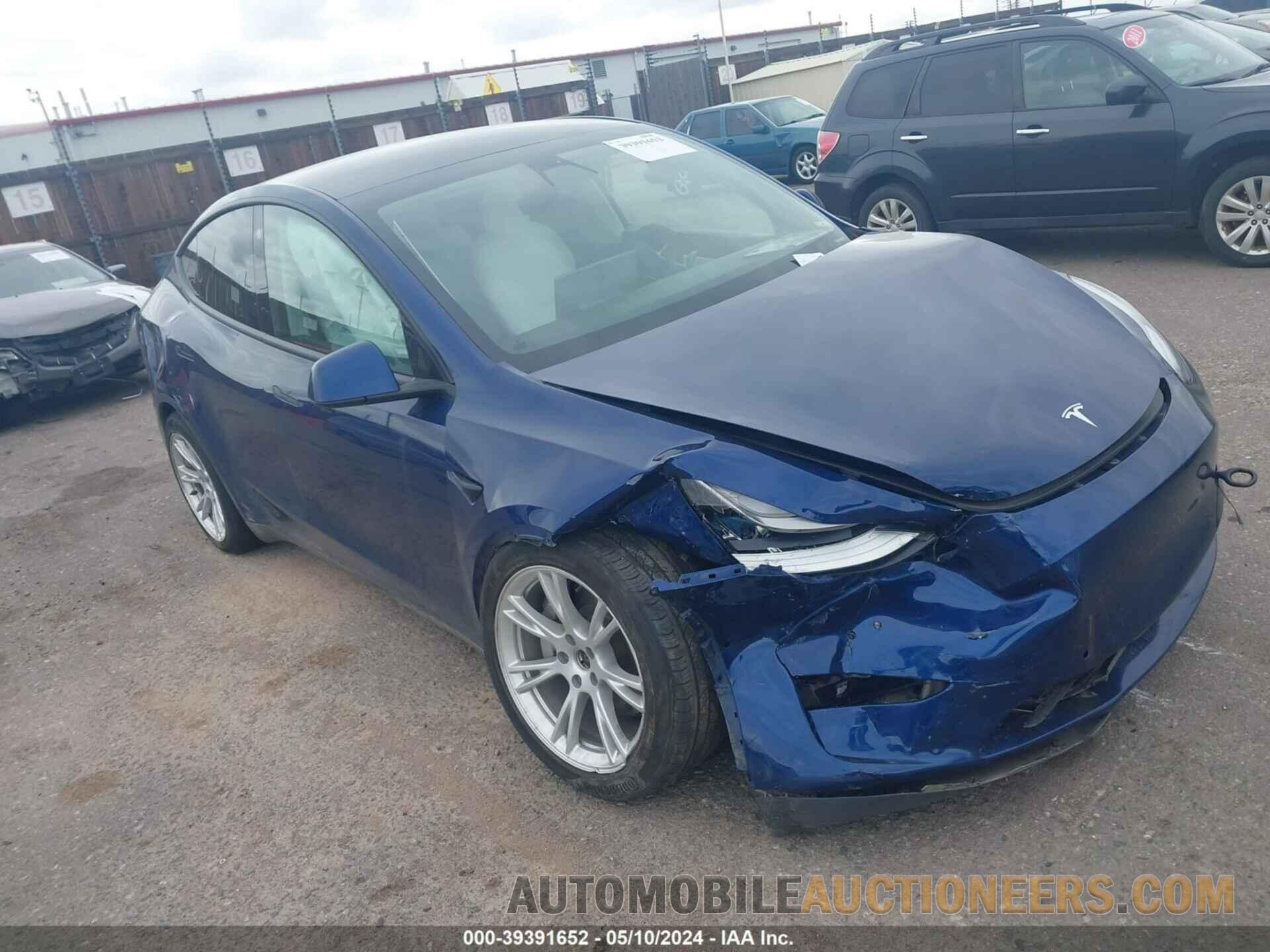 5YJYGDEE7MF076008 TESLA MODEL Y 2021