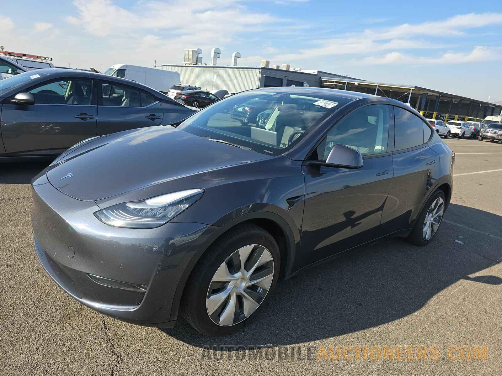 5YJYGDEE7MF086117 Tesla Mo 2021