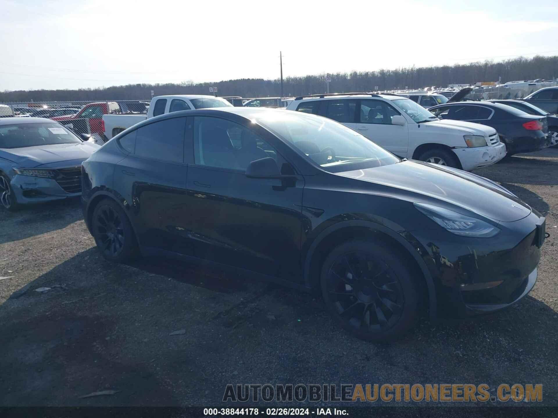 5YJYGDEE7MF107922 TESLA MODEL Y 2021