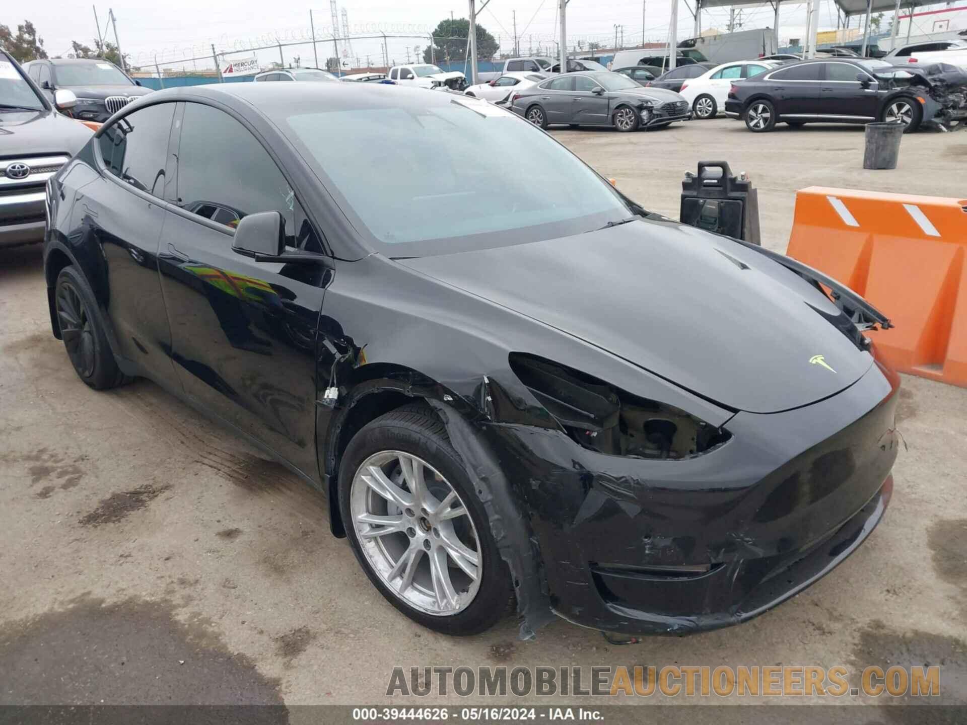 5YJYGDEE7MF284387 TESLA MODEL Y 2021