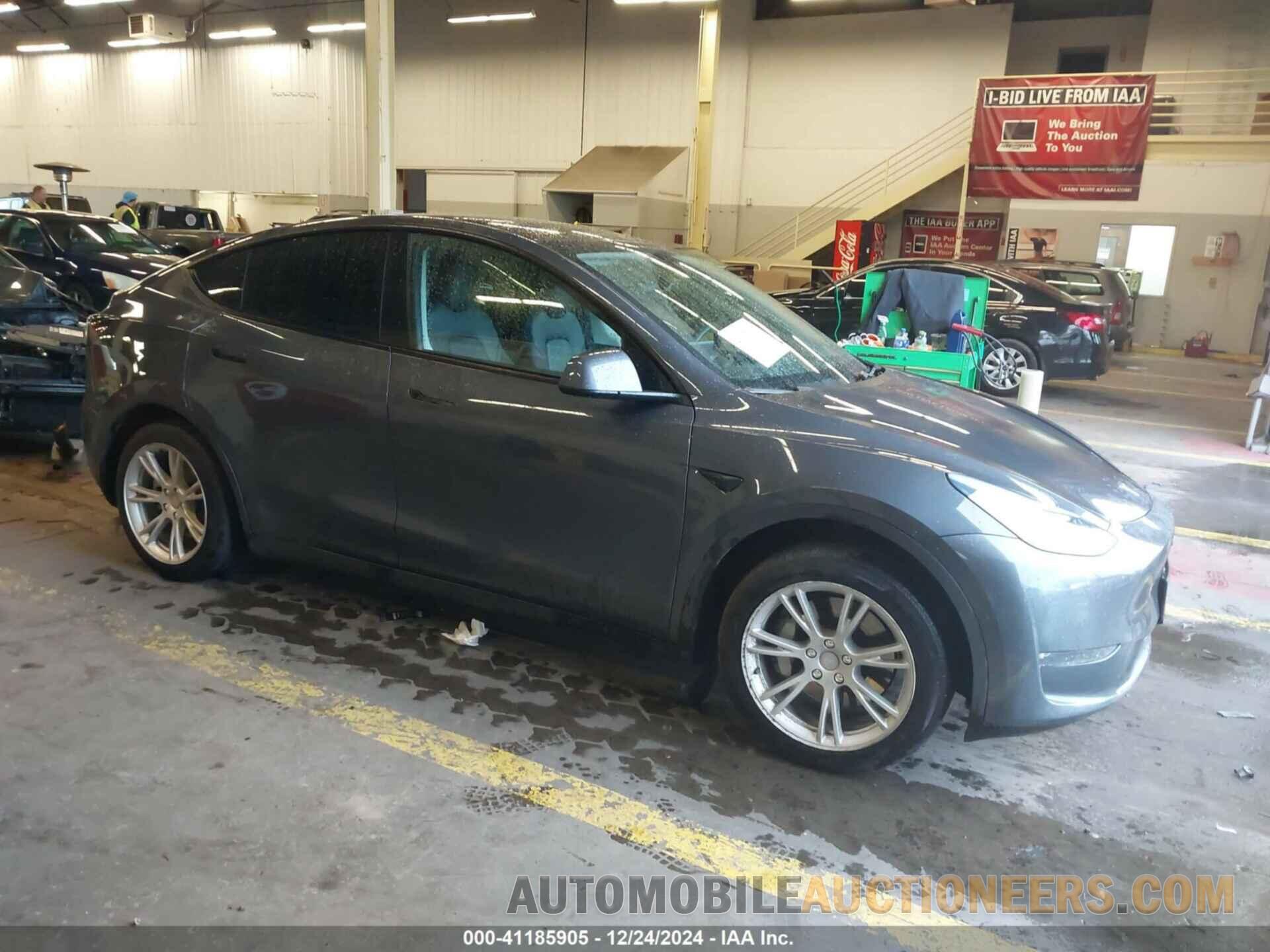 5YJYGDEE8LF008945 TESLA MODEL Y 2020