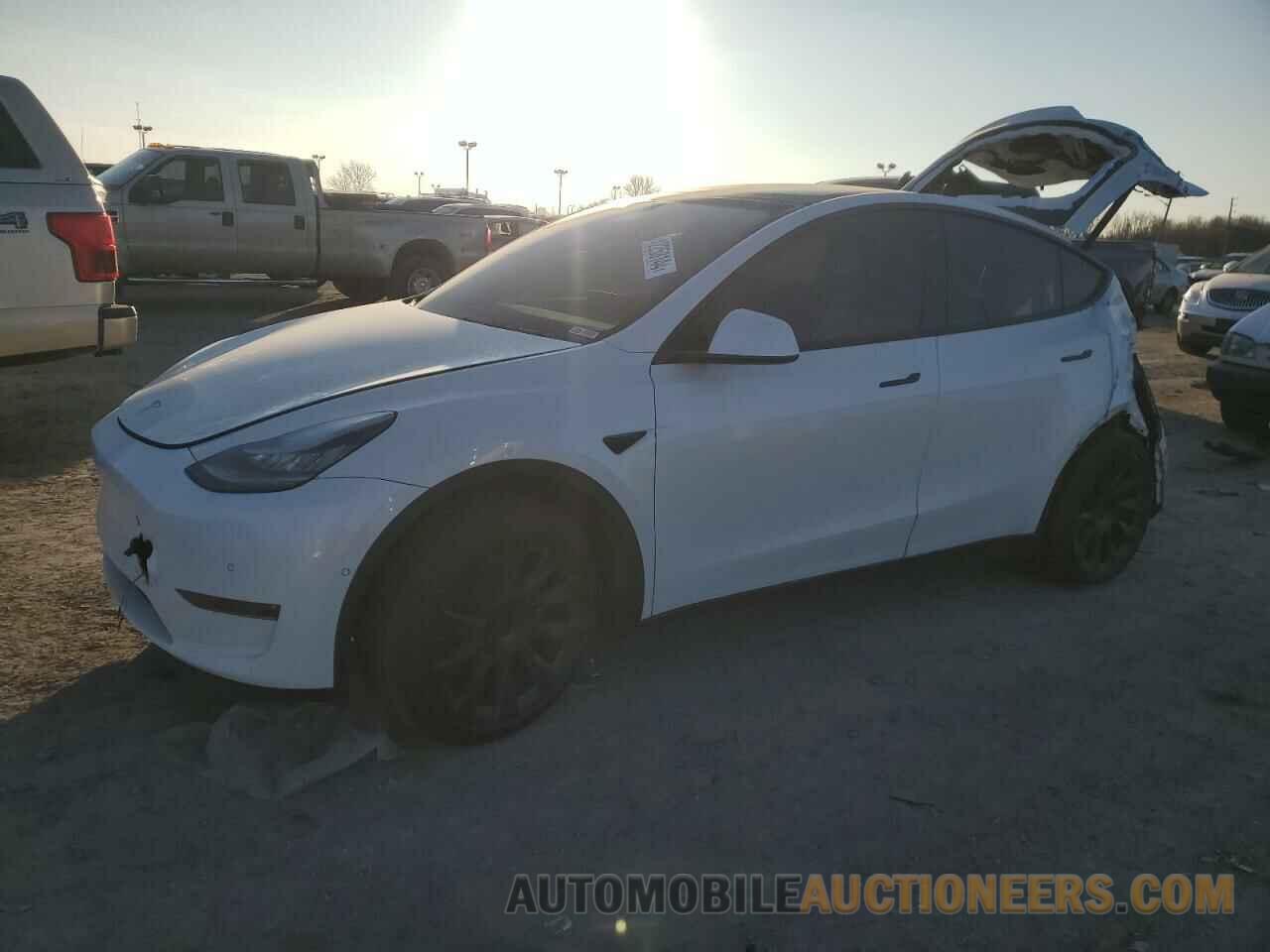 5YJYGDEE8LF014499 TESLA MODEL Y 2020