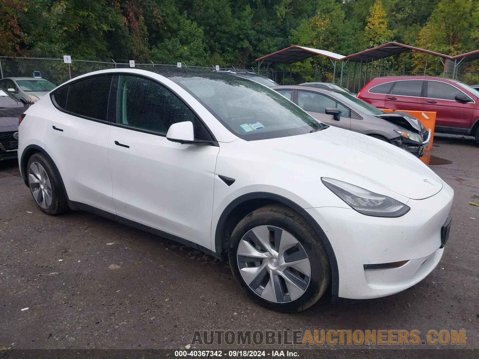 5YJYGDEE8LF017032 TESLA MODEL Y 2020