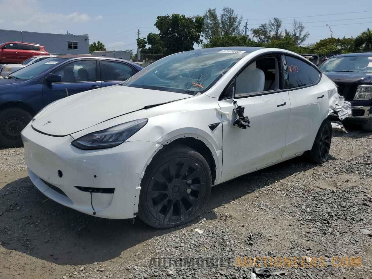 5YJYGDEE8LF021985 TESLA MODEL Y 2020