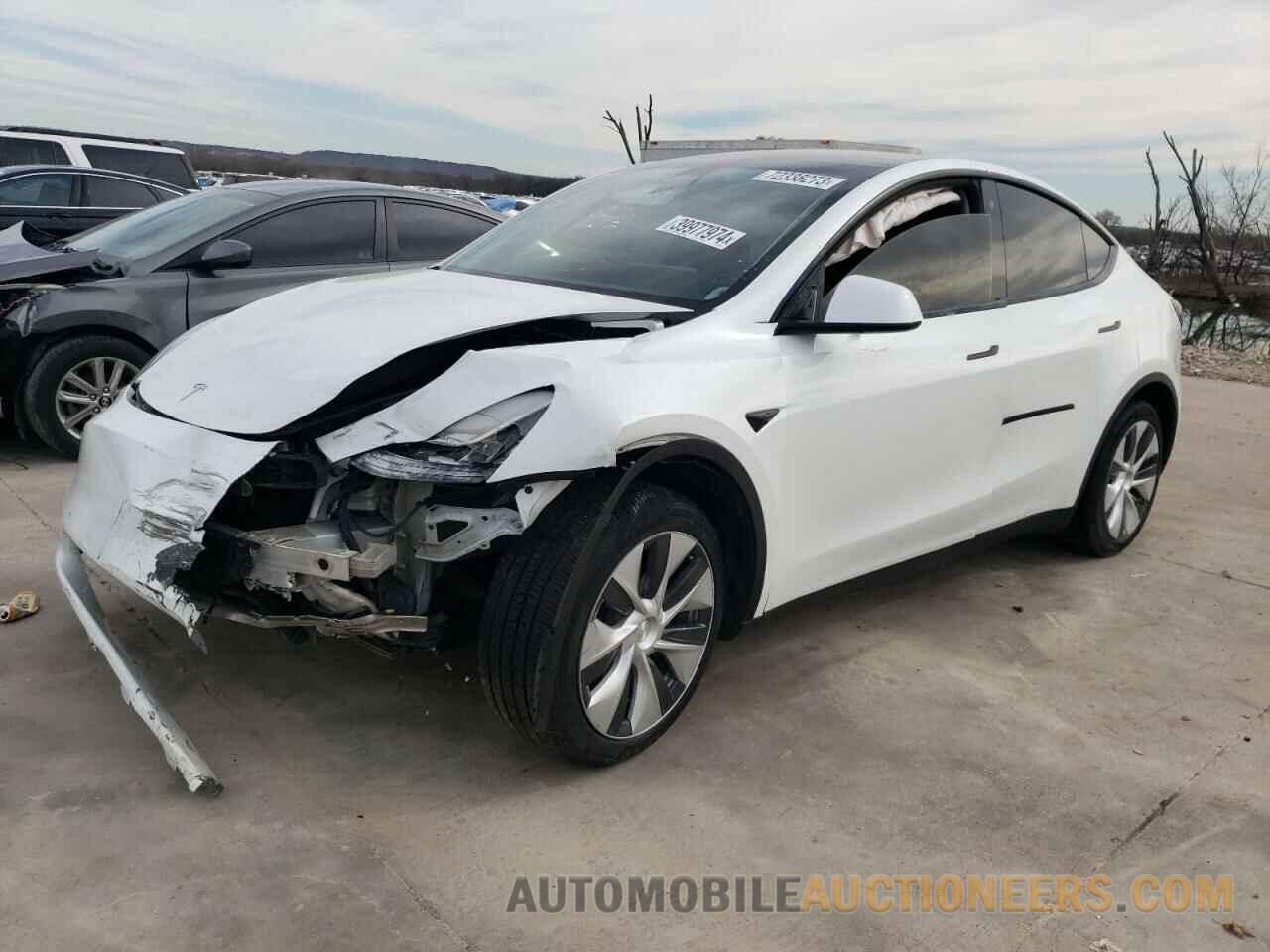 5YJYGDEE8LF028399 TESLA MODEL Y 2020