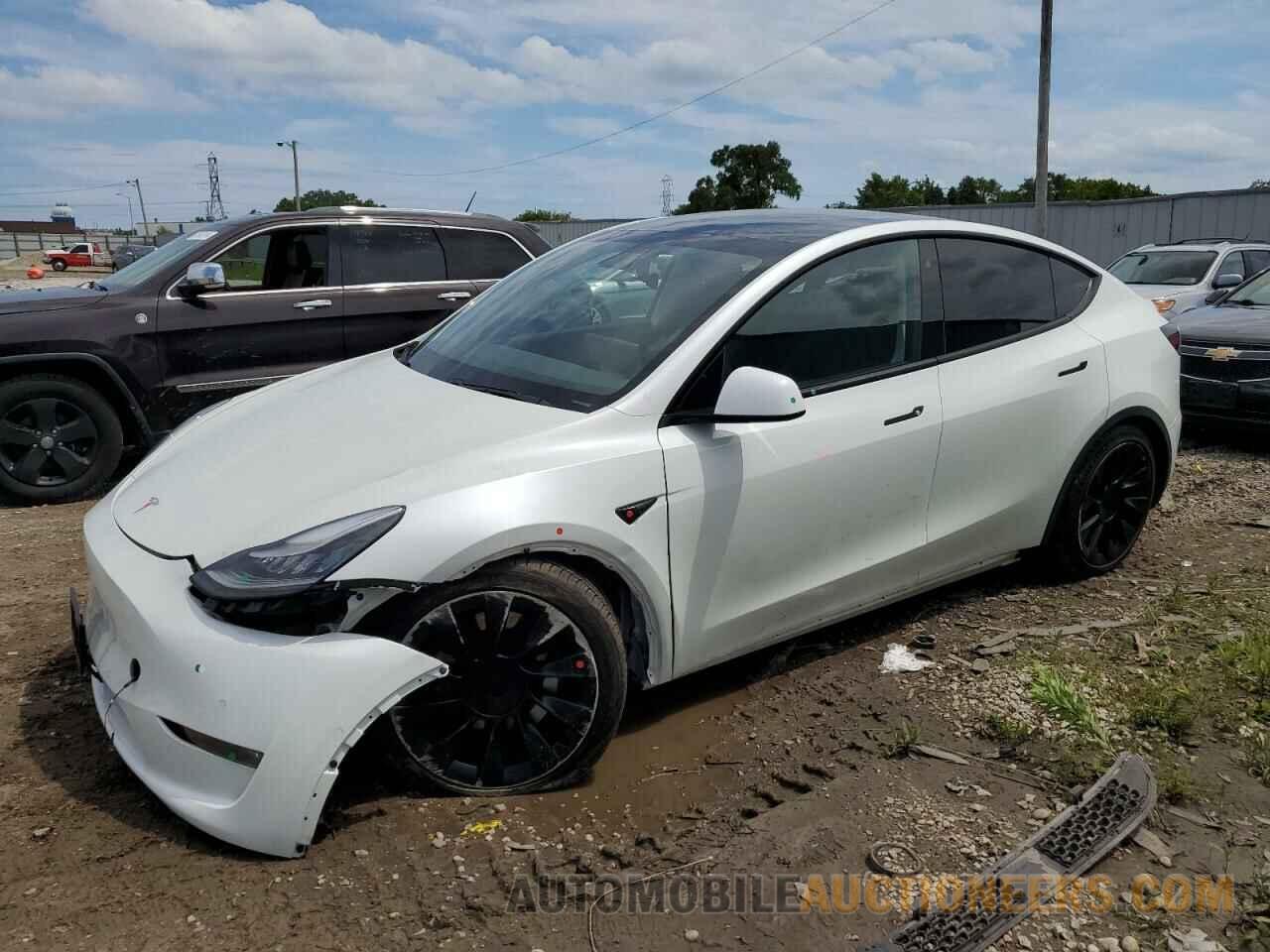 5YJYGDEE8LF034008 TESLA MODEL Y 2020