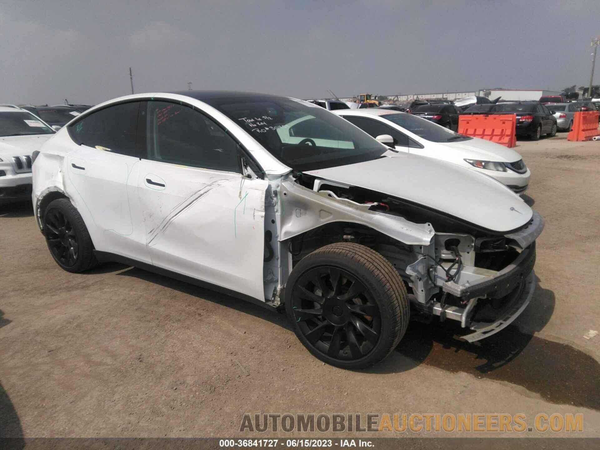 5YJYGDEE8LF038849 TESLA MODEL Y 2020