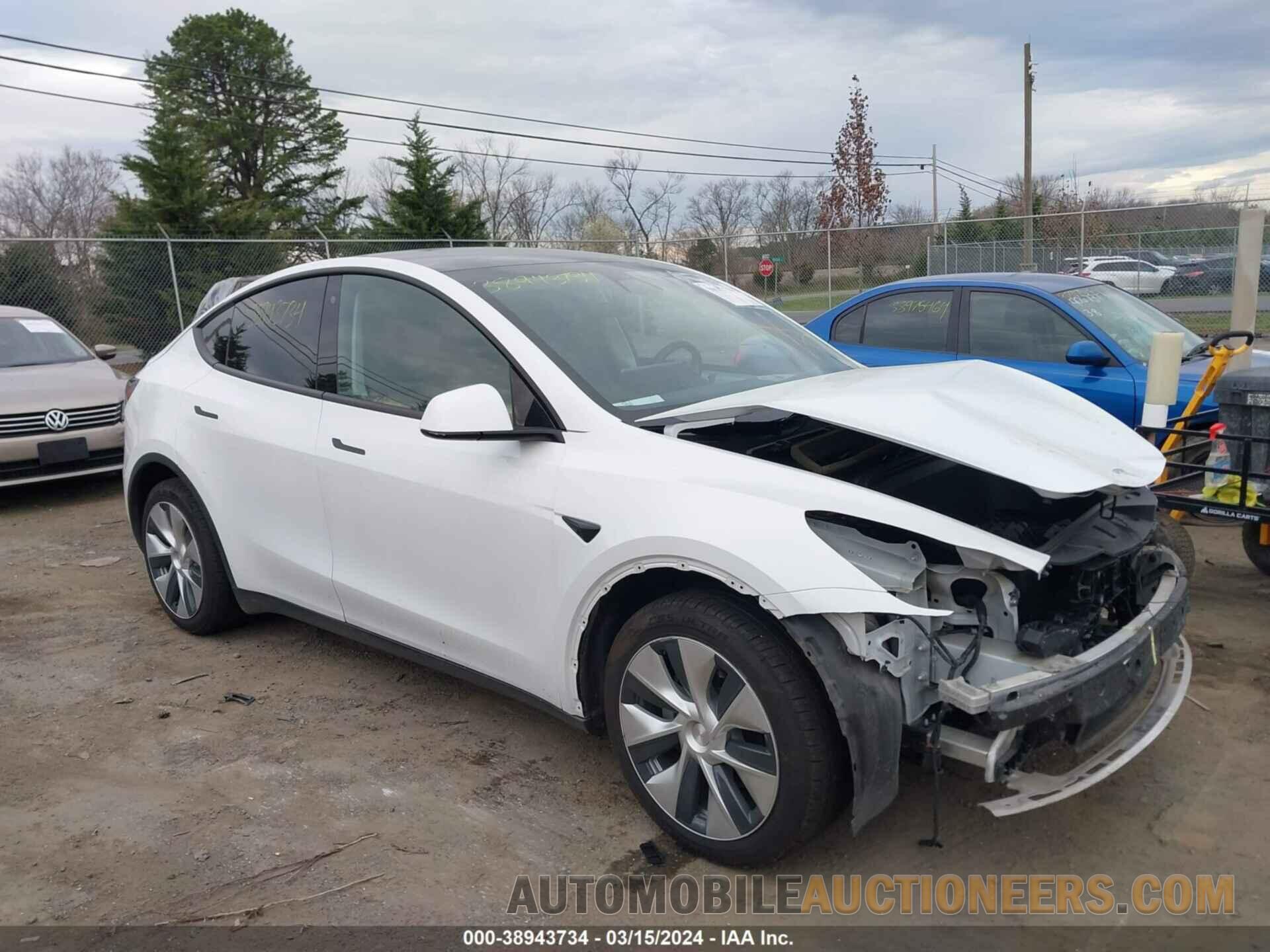 5YJYGDEE8LF047681 TESLA MODEL Y 2020