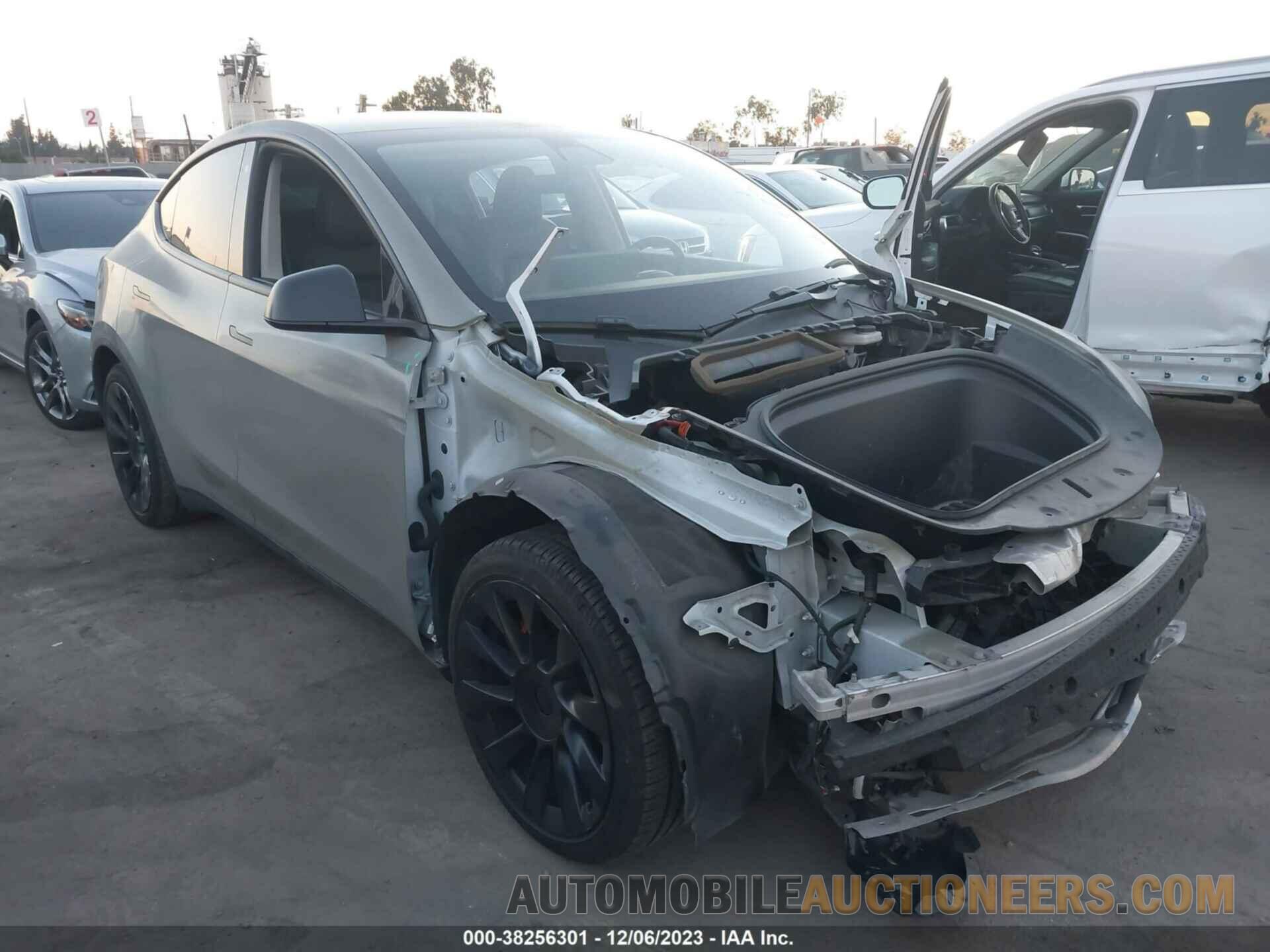 5YJYGDEE8LF050290 TESLA MODEL Y 2020