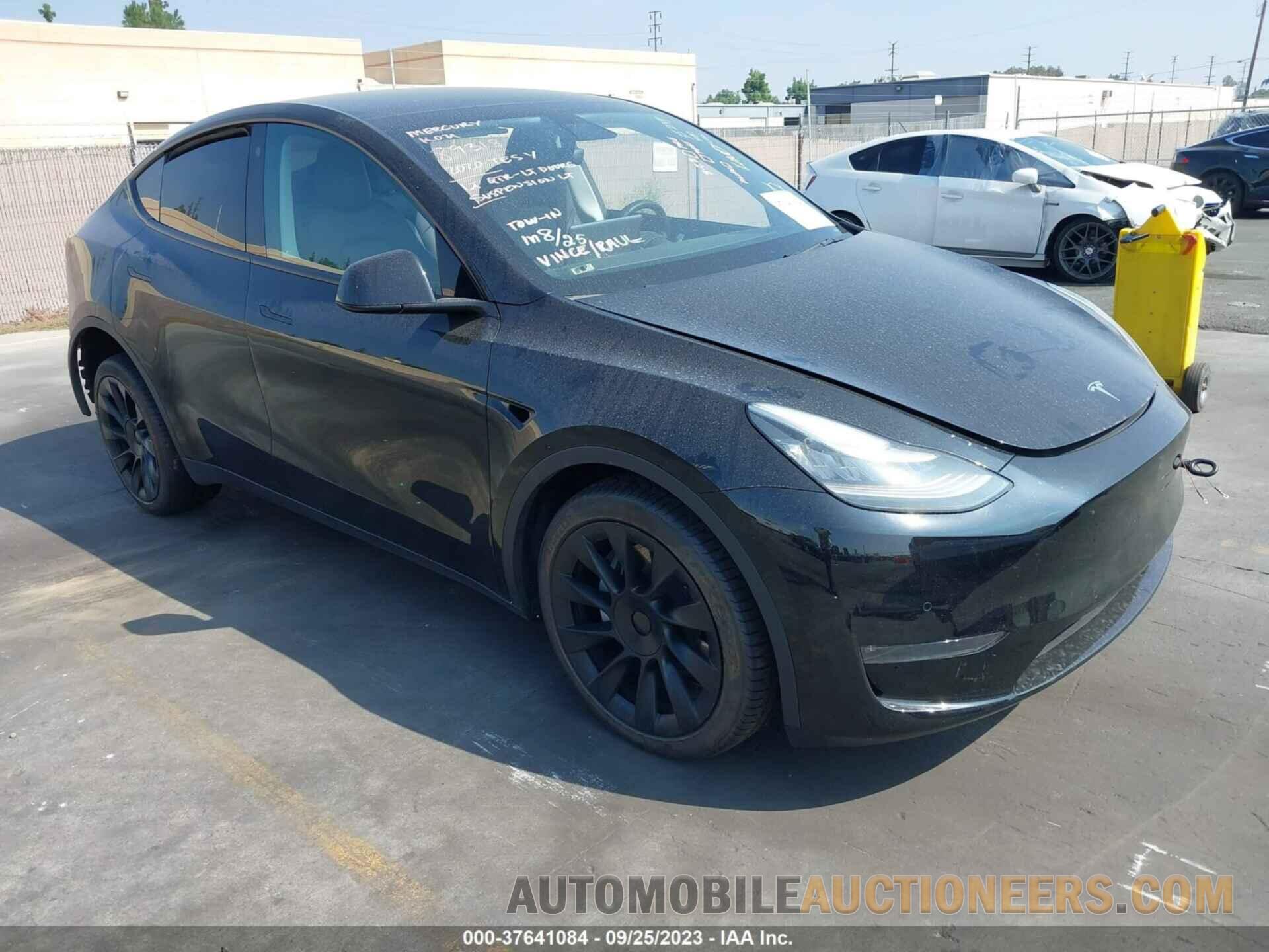 5YJYGDEE8LF059748 TESLA MODEL Y 2020