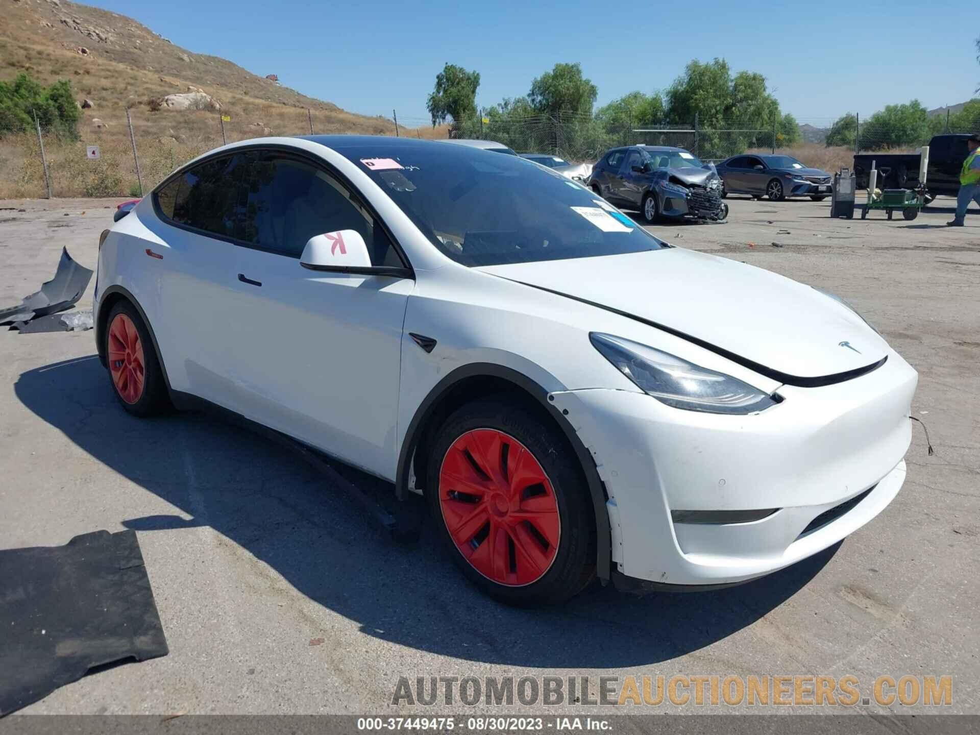 5YJYGDEE8MF064417 TESLA MODEL Y 2021