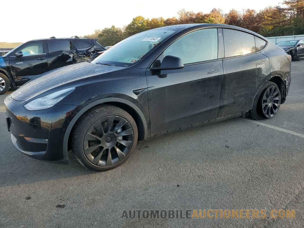 5YJYGDEE8MF084585 TESLA MODEL Y 2021