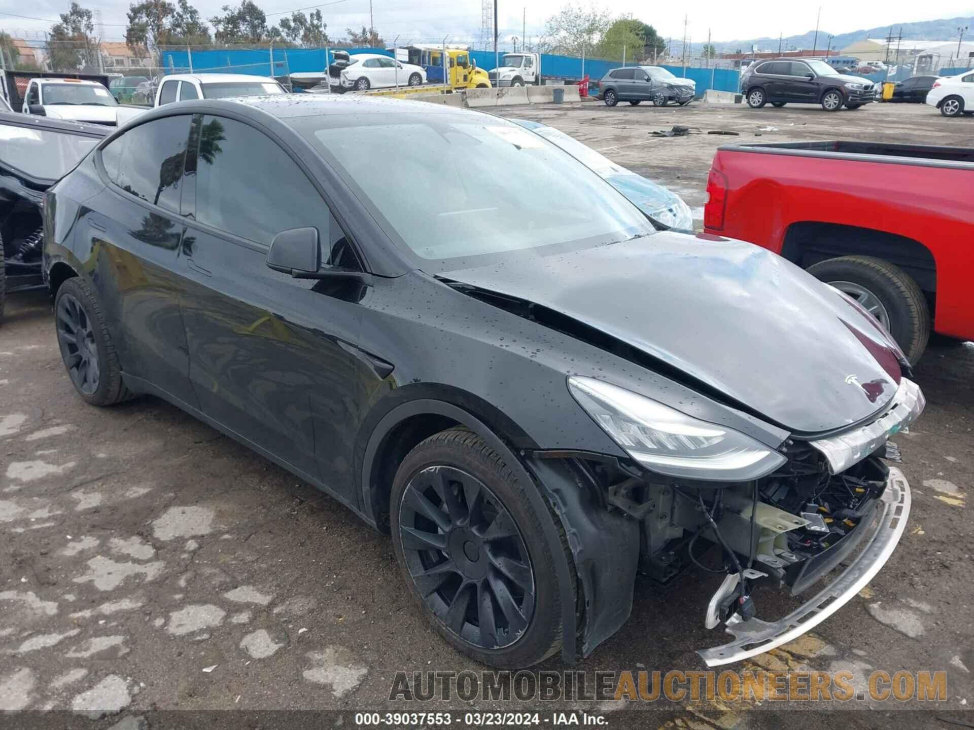 5YJYGDEE8MF092444 TESLA MODEL Y 2021