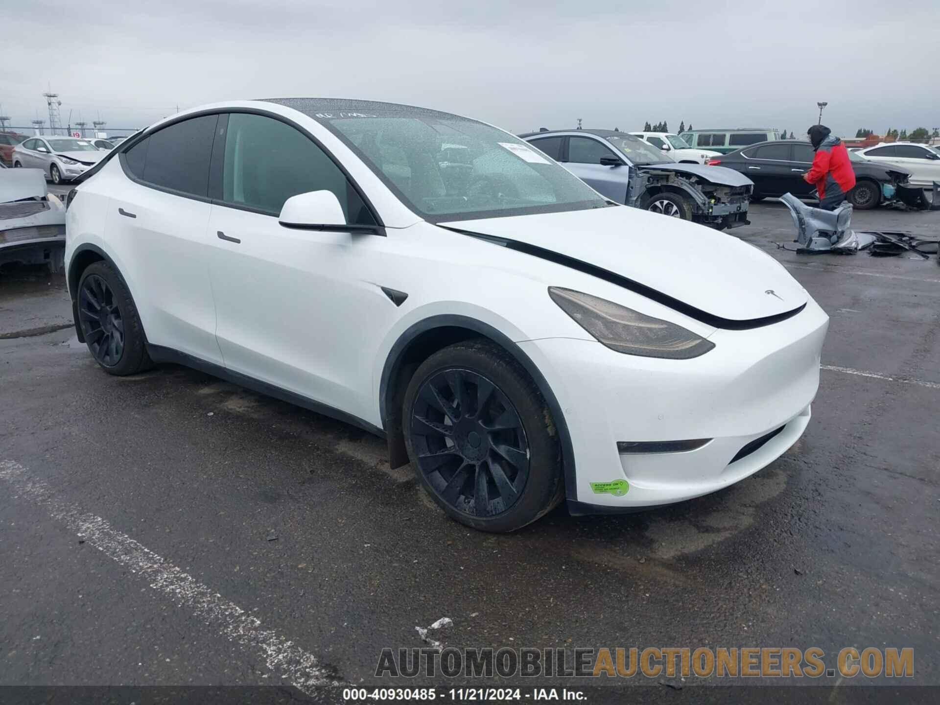 5YJYGDEE8MF097806 TESLA MODEL Y 2021