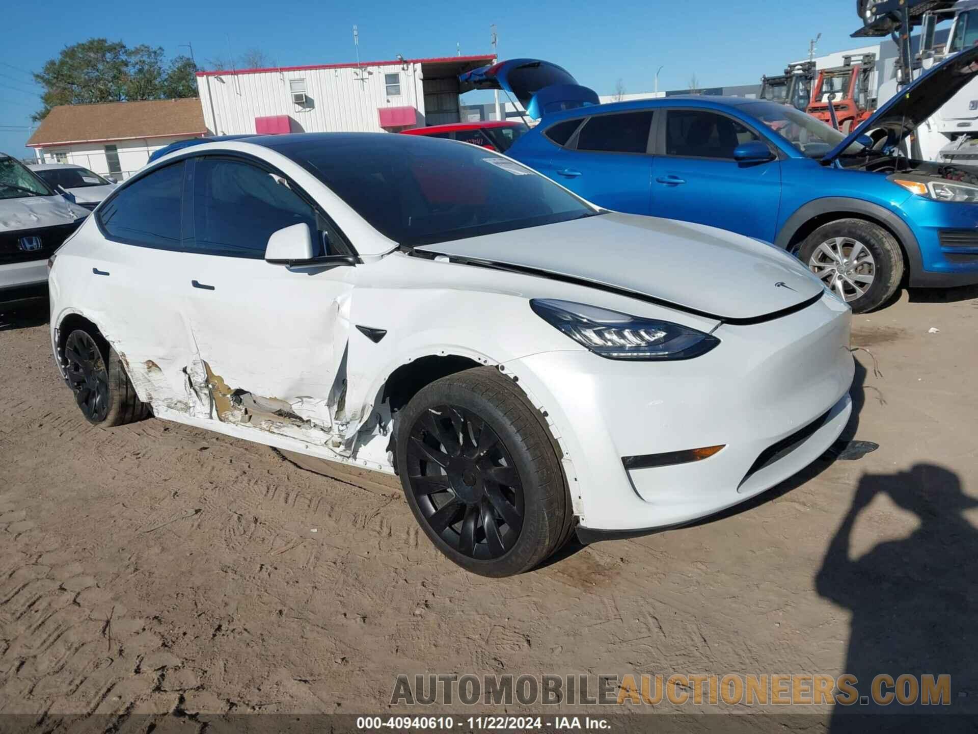 5YJYGDEE8MF115429 TESLA MODEL Y 2021