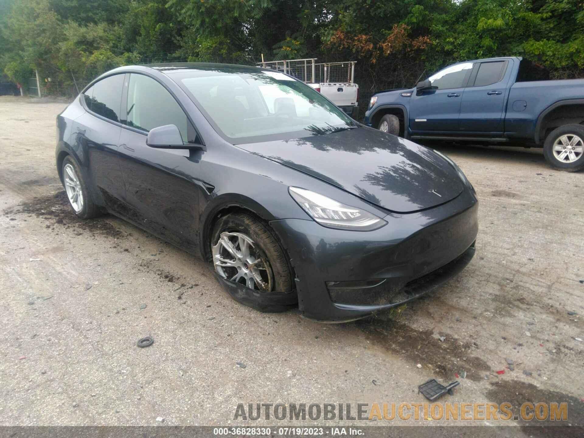 5YJYGDEE8MF124762 TESLA MODEL Y 2021