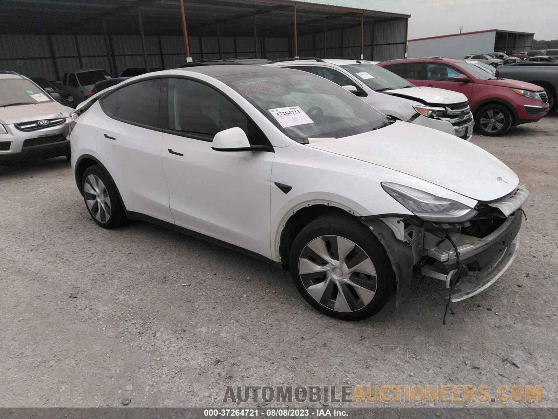 5YJYGDEE8MF145563 TESLA MODEL Y 2021