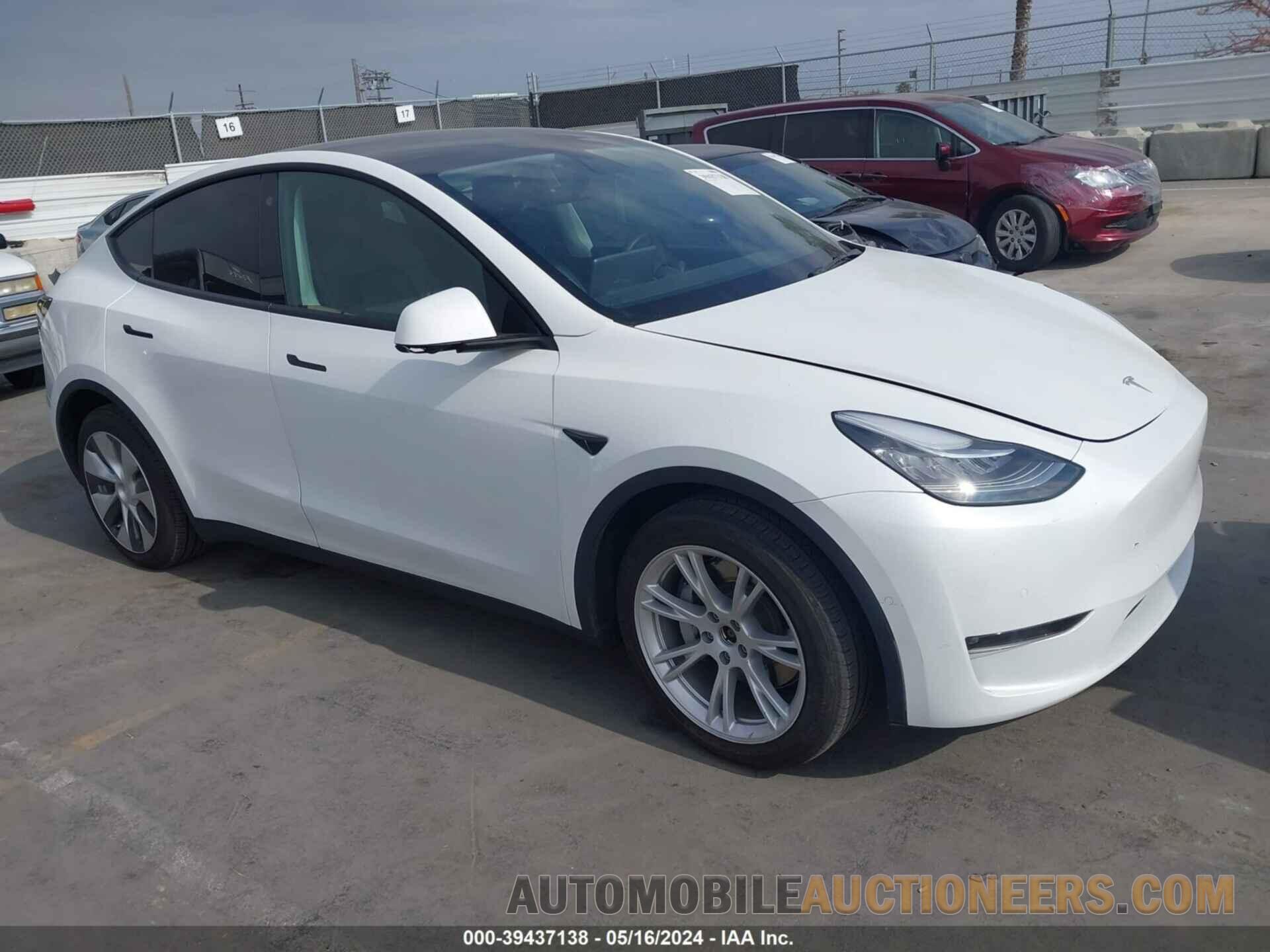 5YJYGDEE8MF229768 TESLA MODEL Y 2021