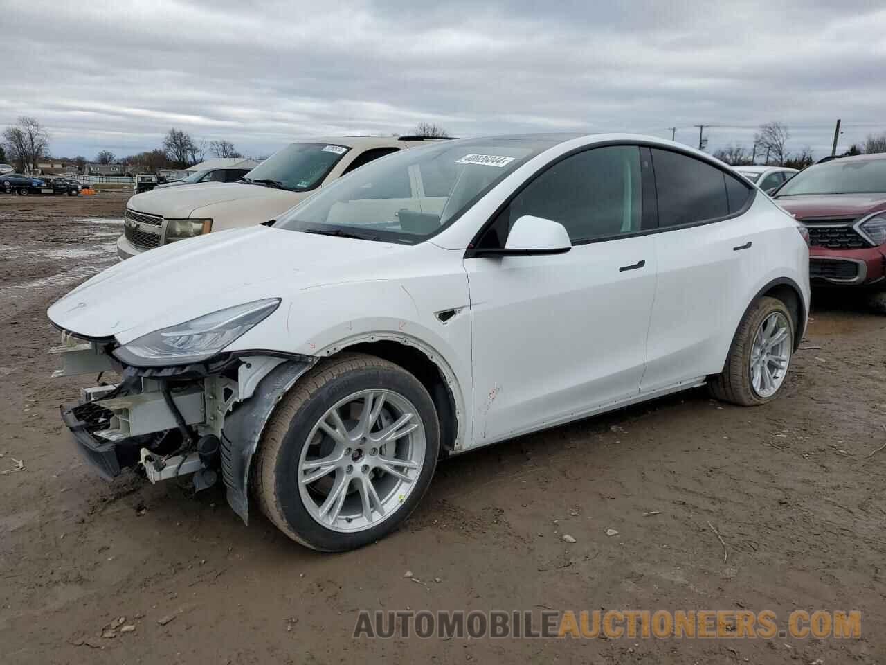 5YJYGDEE8MF253133 TESLA MODEL Y 2021