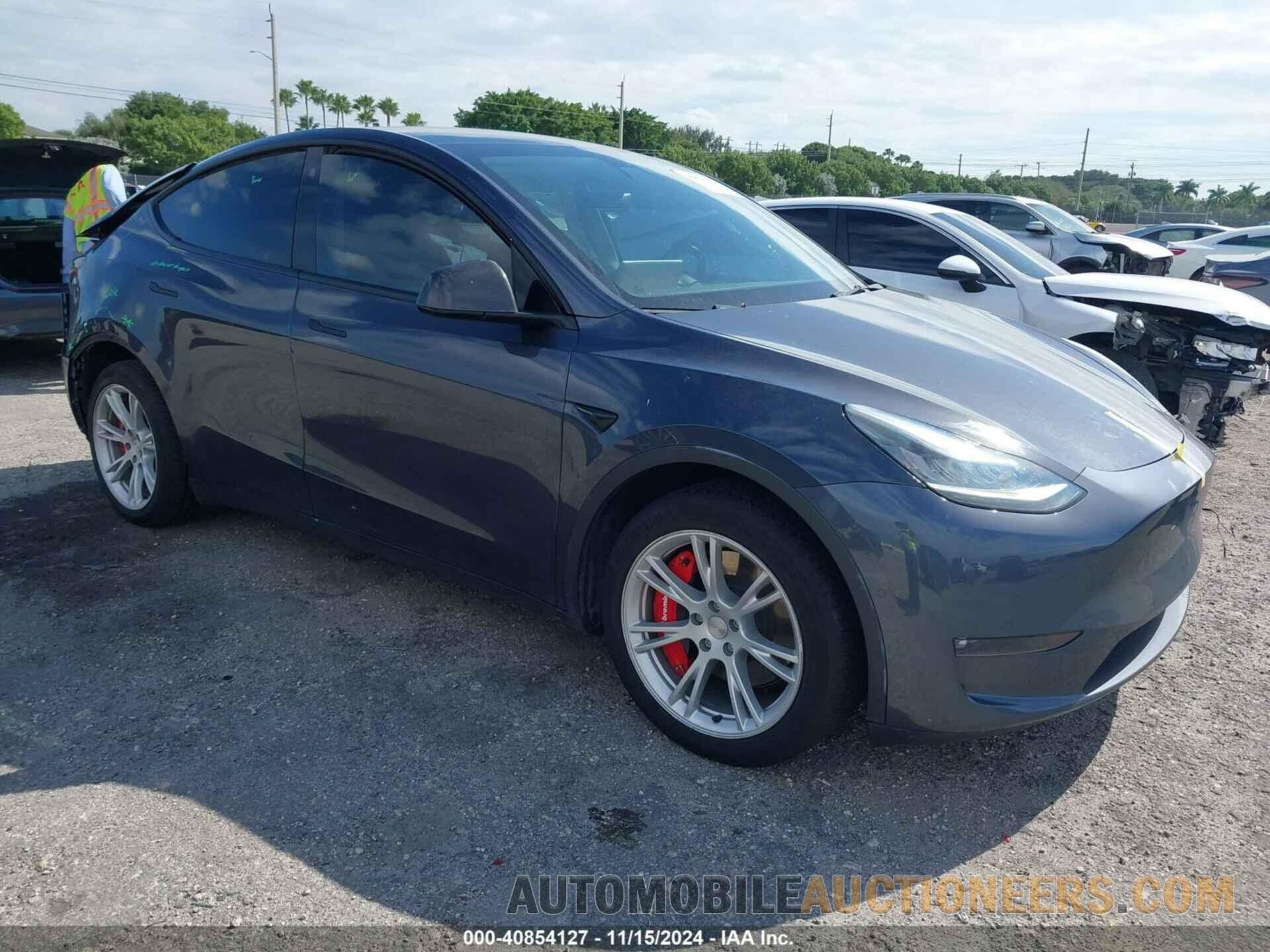 5YJYGDEE8MF262768 TESLA MODEL Y 2021