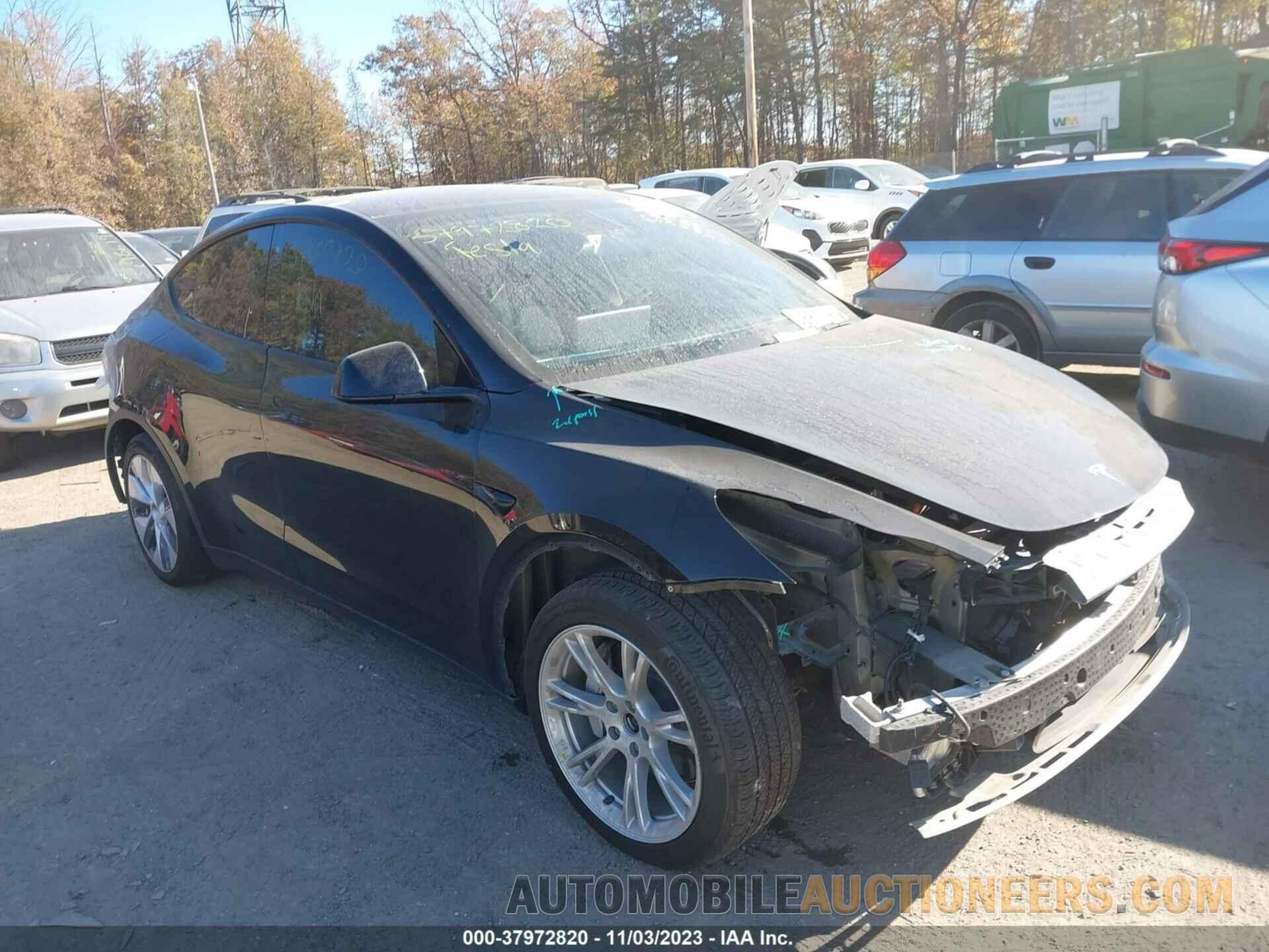 5YJYGDEE9LF050640 TESLA MODEL Y 2020