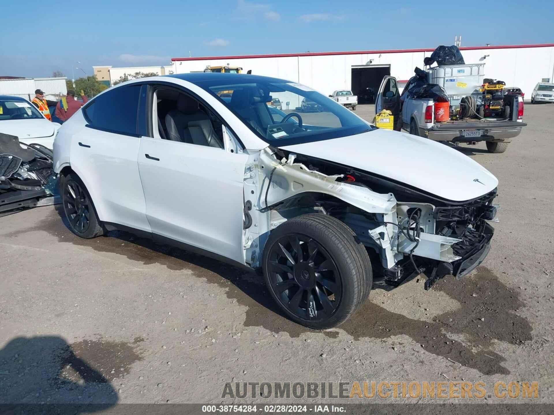 5YJYGDEE9LF053490 TESLA MODEL Y 2020