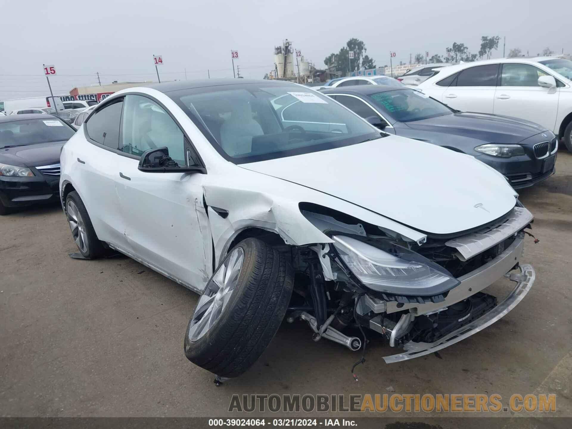 5YJYGDEE9LF056695 TESLA MODEL Y 2020