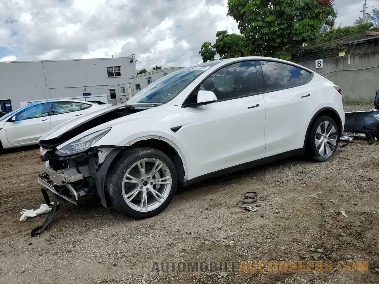 5YJYGDEE9MF065897 TESLA MODEL Y 2021