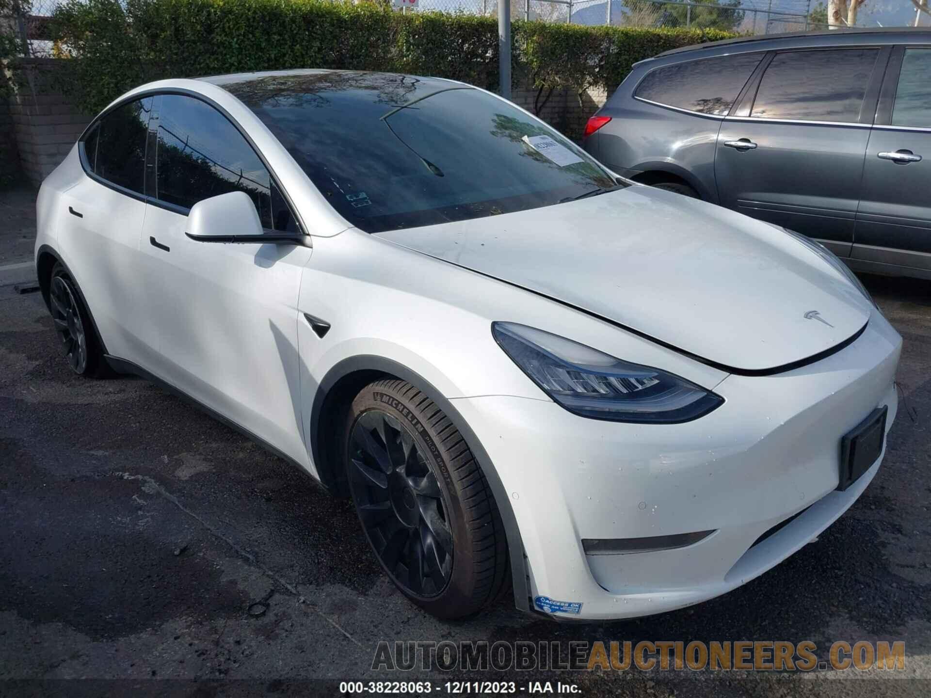 5YJYGDEE9MF082859 TESLA MODEL Y 2021