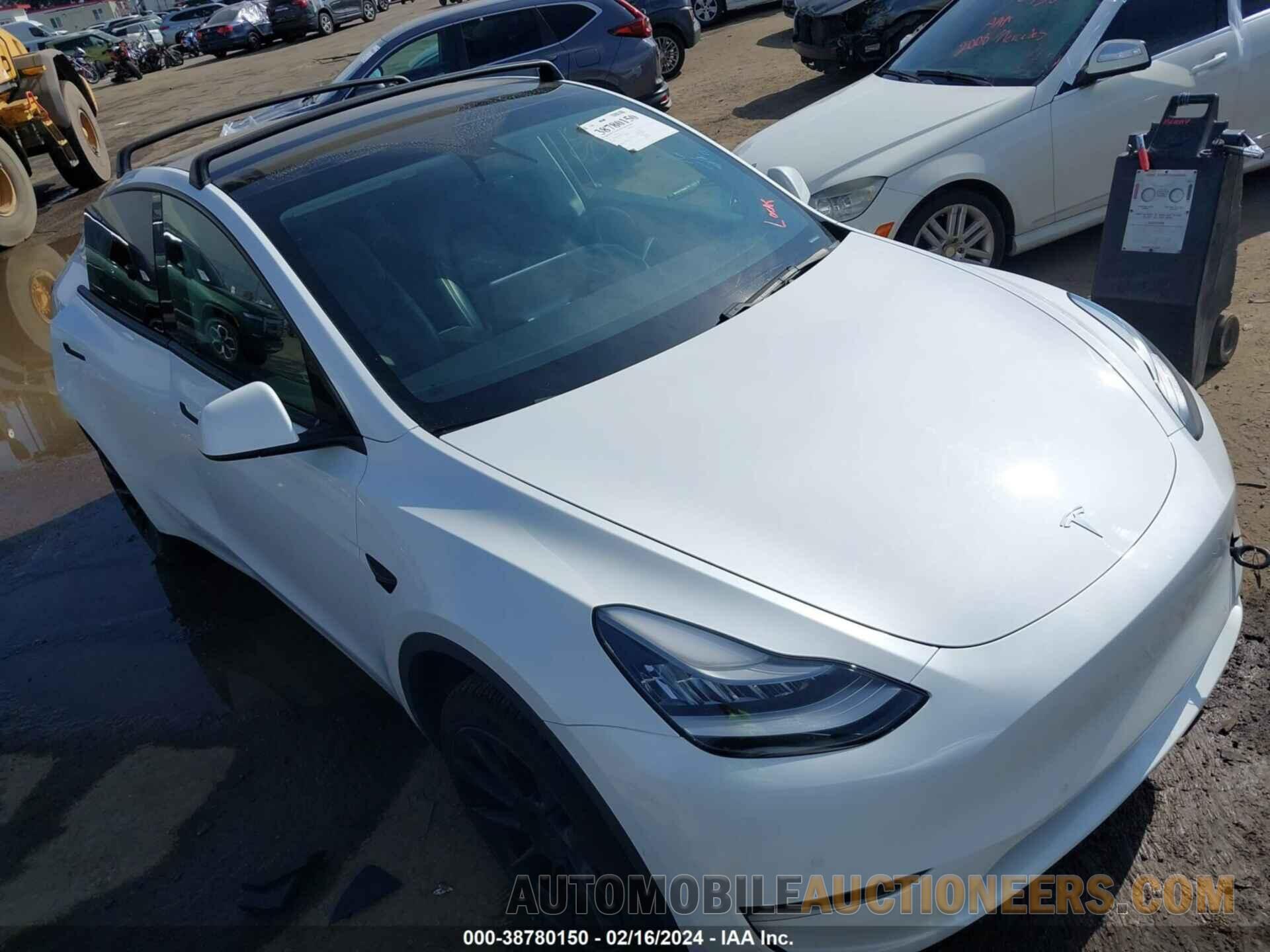 5YJYGDEE9MF084742 TESLA MODEL Y 2021