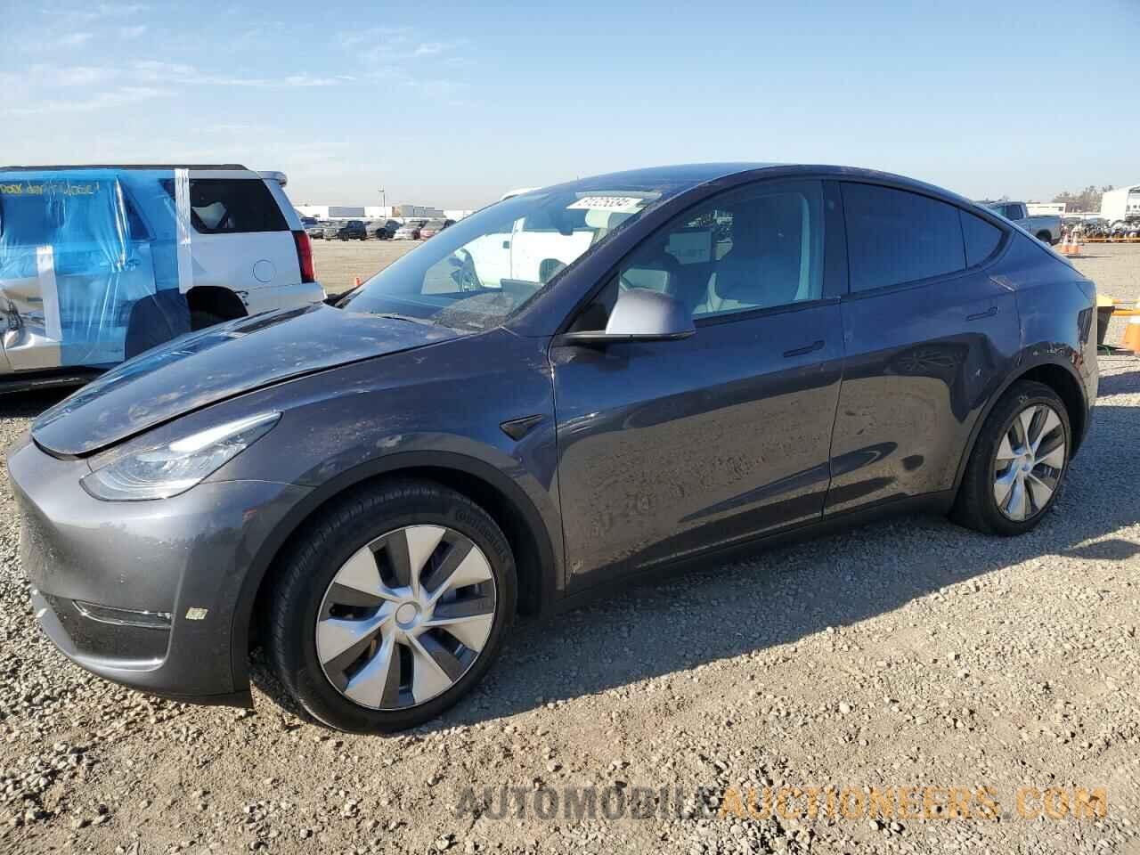 5YJYGDEE9MF093697 TESLA MODEL Y 2021